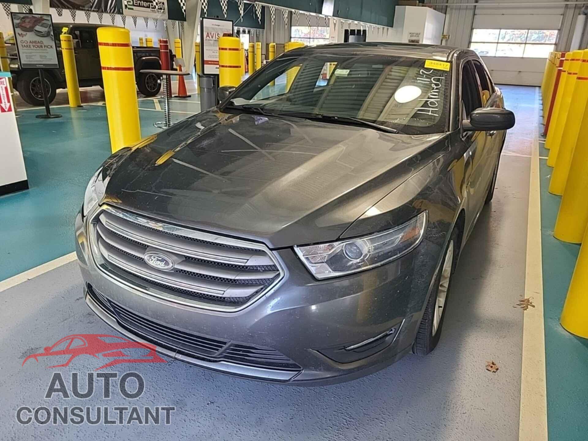 FORD TAURUS 2017 - 1FAHP2E83HG114320
