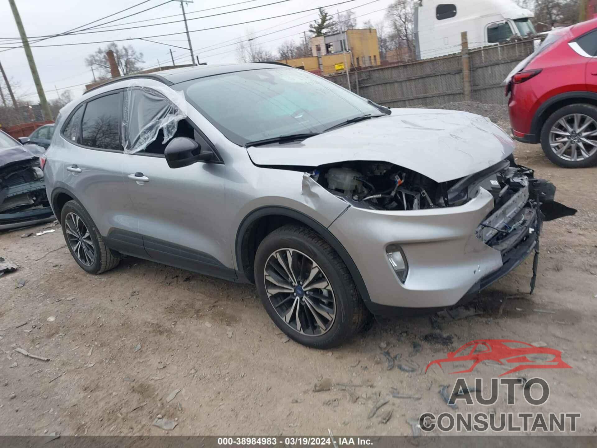 FORD ESCAPE 2022 - 1FMCU9H91NUB59372