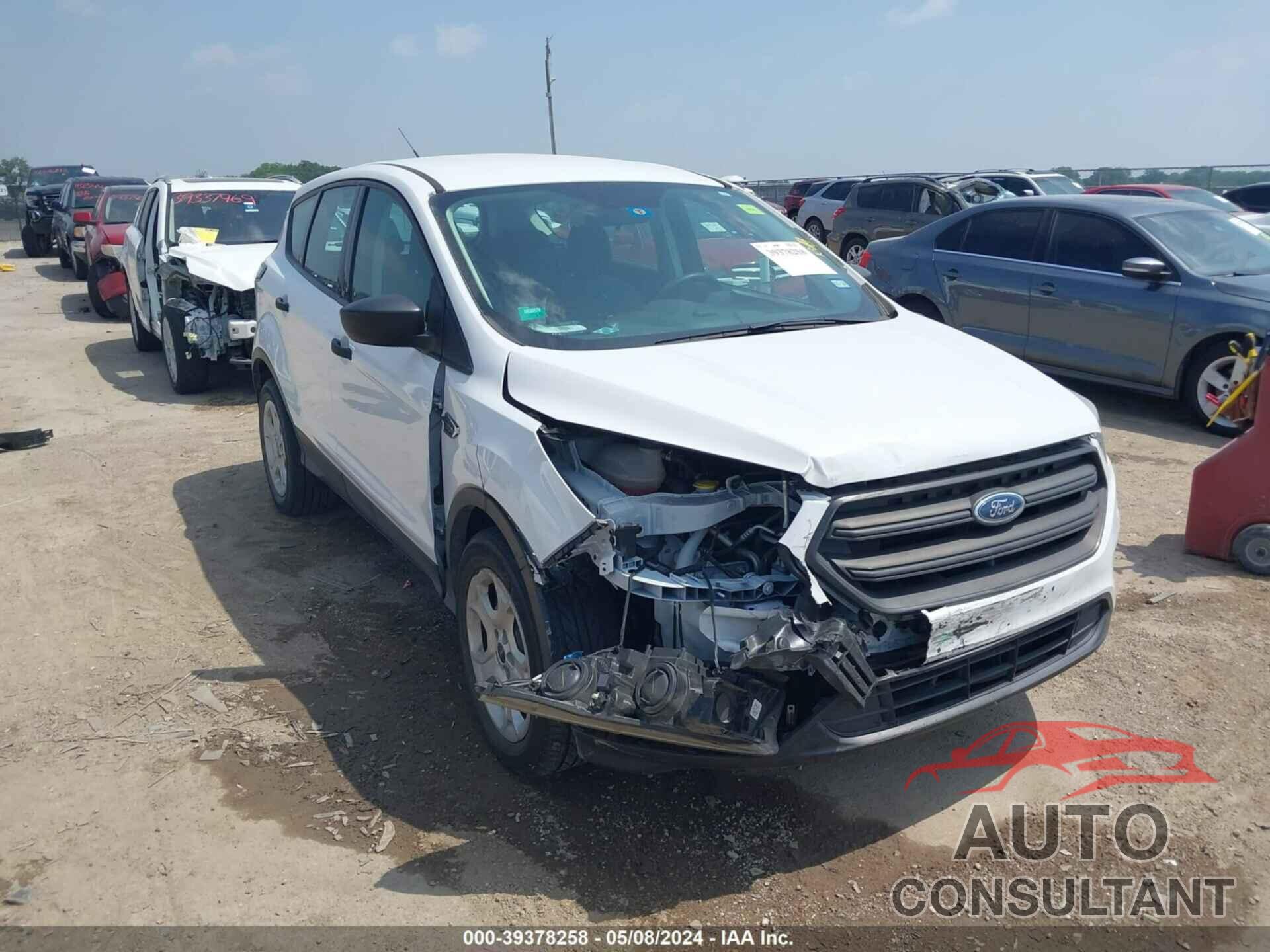 FORD ESCAPE 2018 - 1FMCU0F76JUB72321