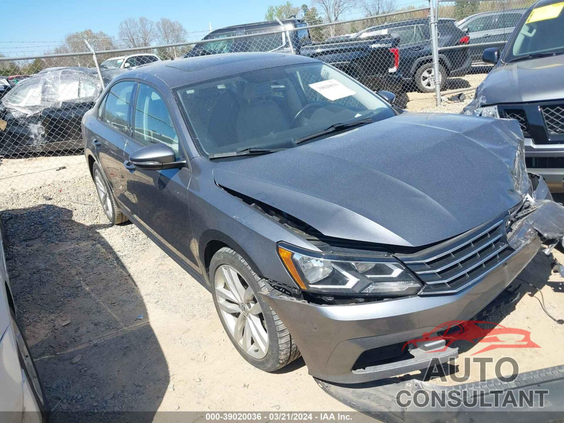 VOLKSWAGEN PASSAT 2019 - 1VWLA7A30KC013888