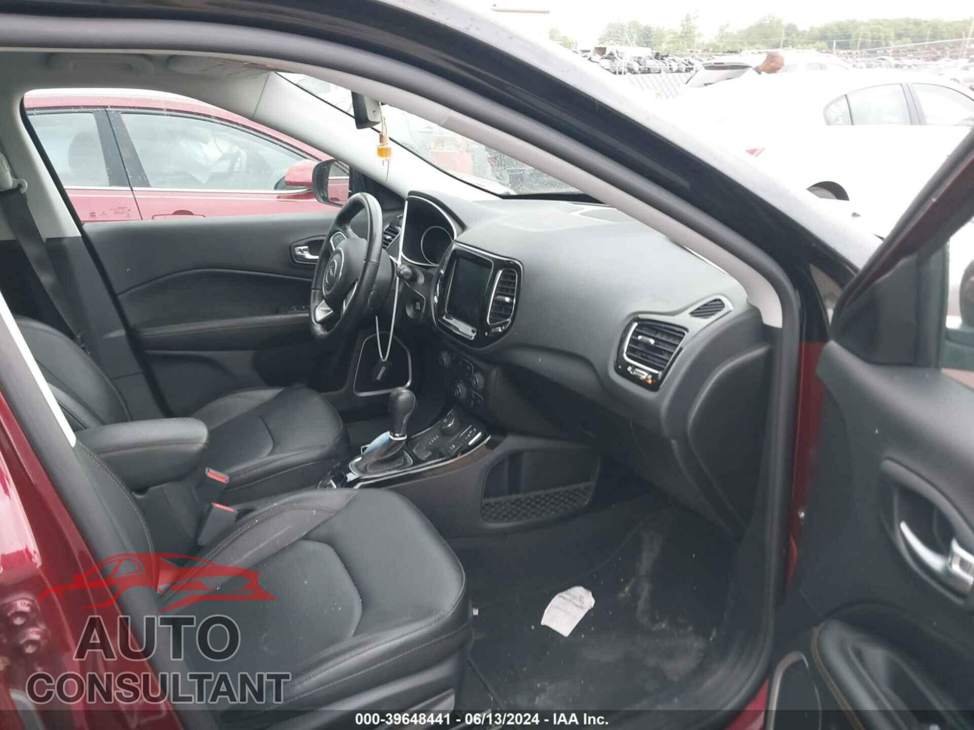 JEEP COMPASS 2020 - 3C4NJDCB7LT251306
