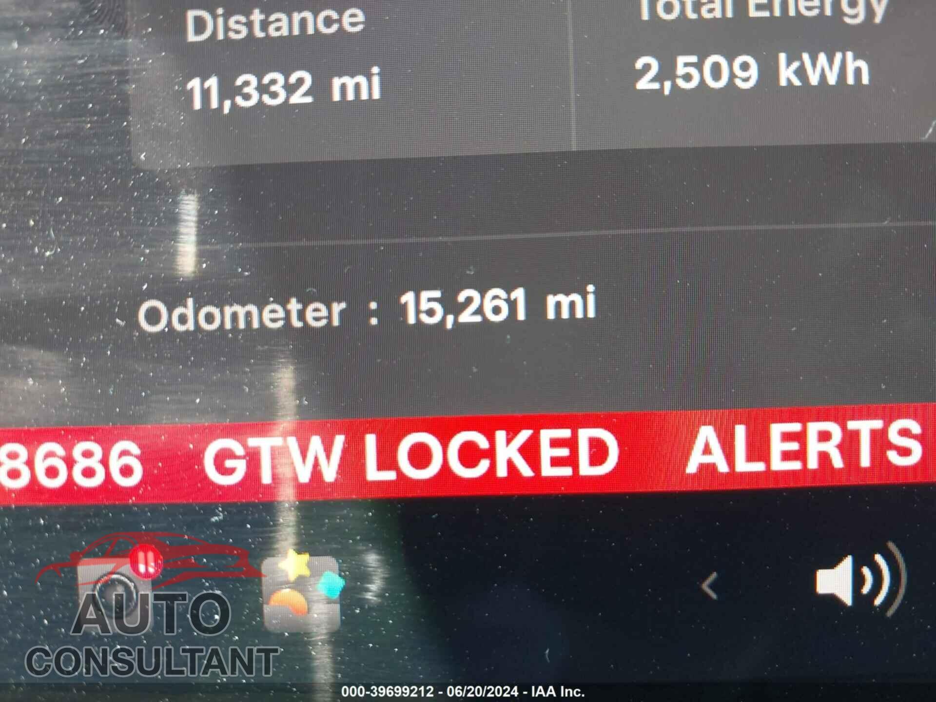 TESLA MODEL 3 2023 - 5YJ3E1EA3PF658686