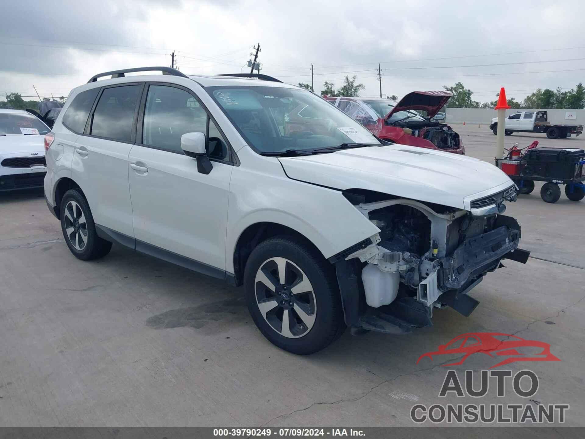 SUBARU FORESTER 2017 - JF2SJADC2HH567227