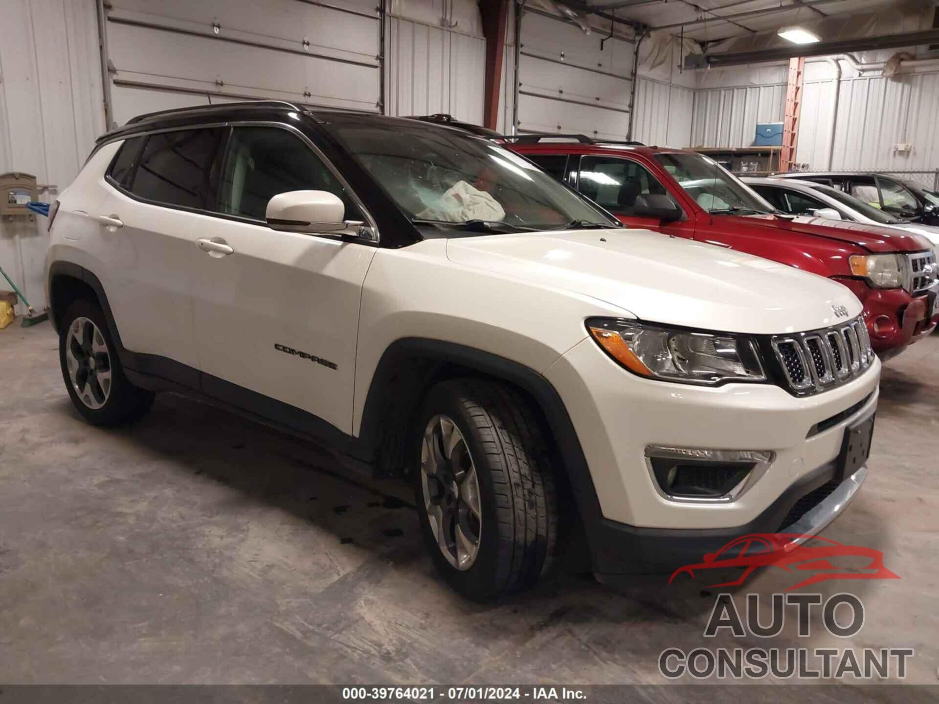 JEEP COMPASS 2018 - 3C4NJDCB1JT176695