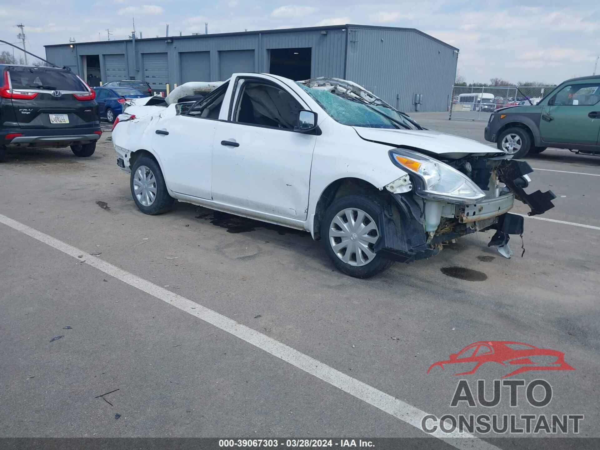 NISSAN VERSA 2017 - 3N1CN7AP5HL807893