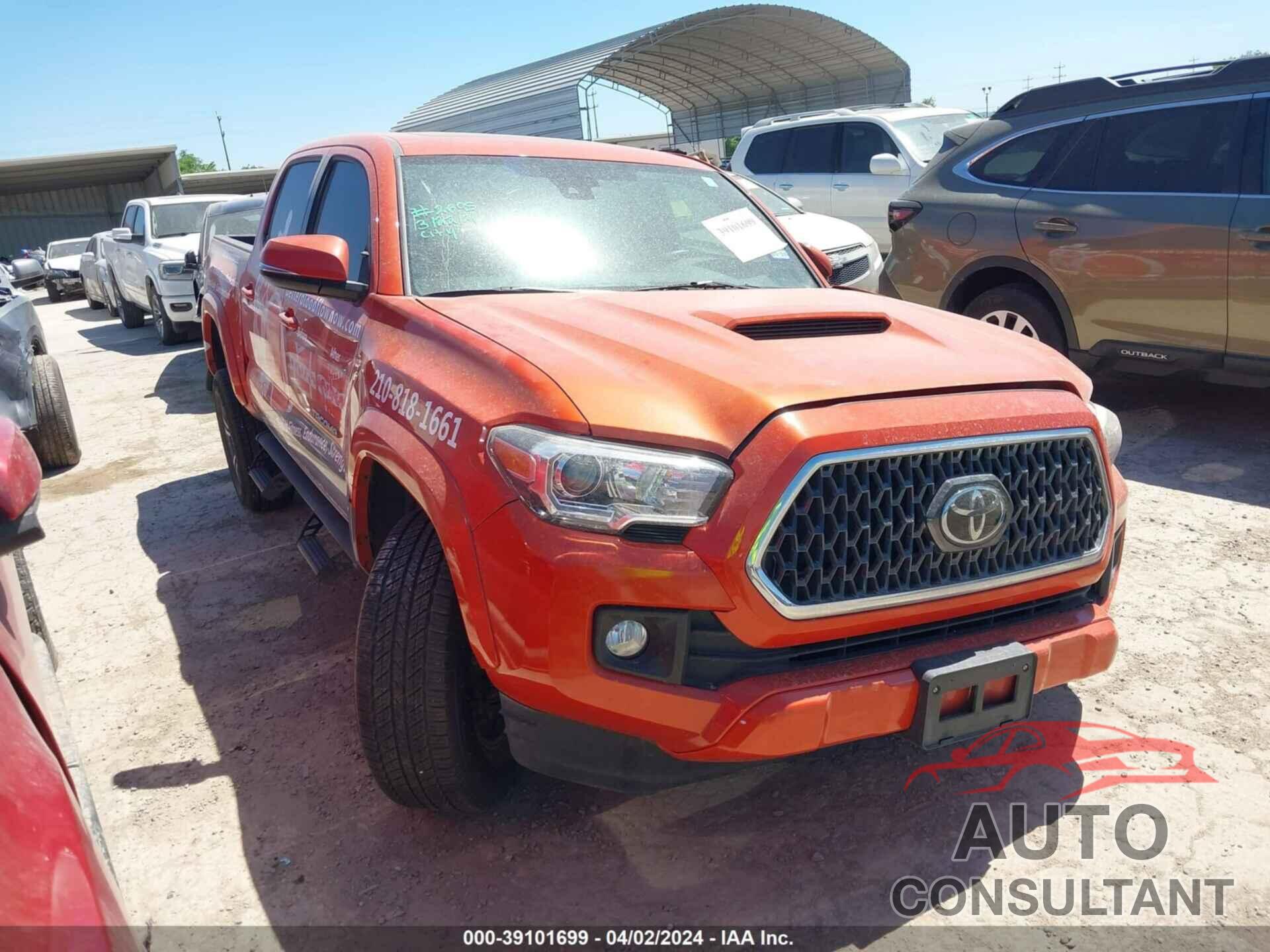 TOYOTA TACOMA 2018 - 5TFAZ5CN4JX059317