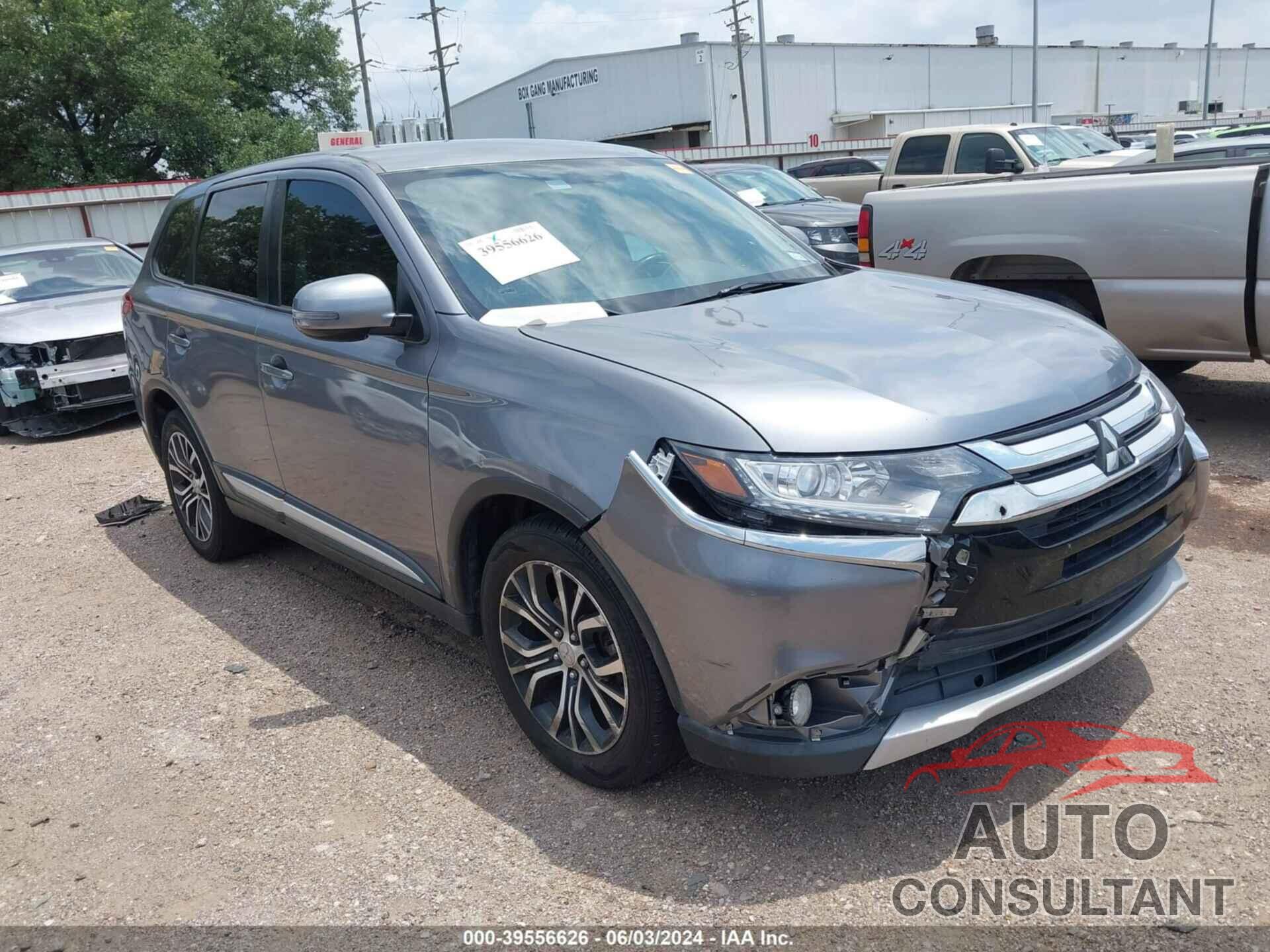 MITSUBISHI OUTLANDER 2018 - JA4AD3A32JJ004110