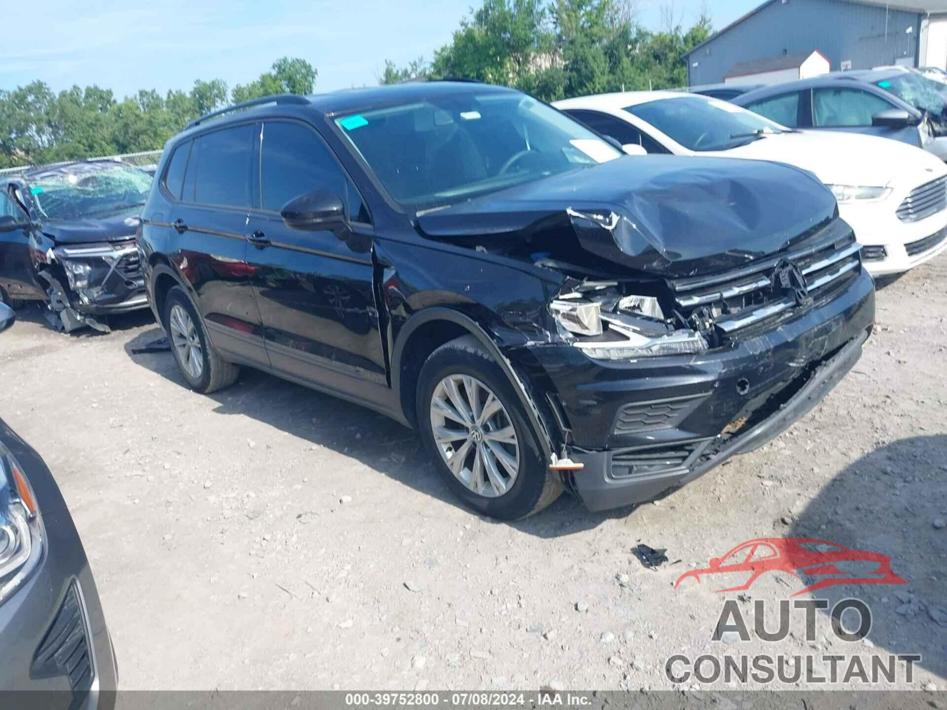 VOLKSWAGEN TIGUAN 2018 - 3VV1B7AX3JM016681