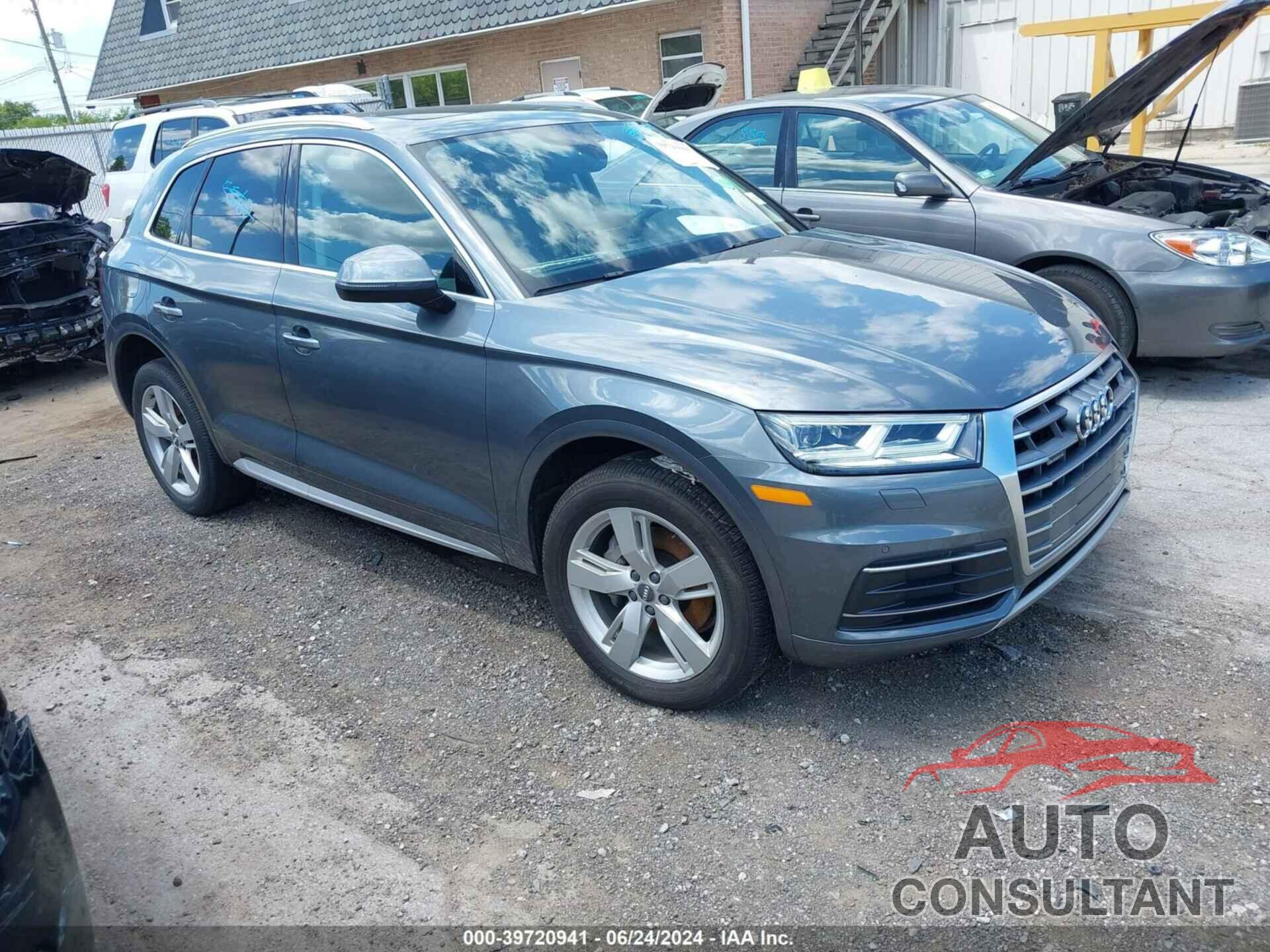 AUDI Q5 2018 - WA1BNAFY8J2215560