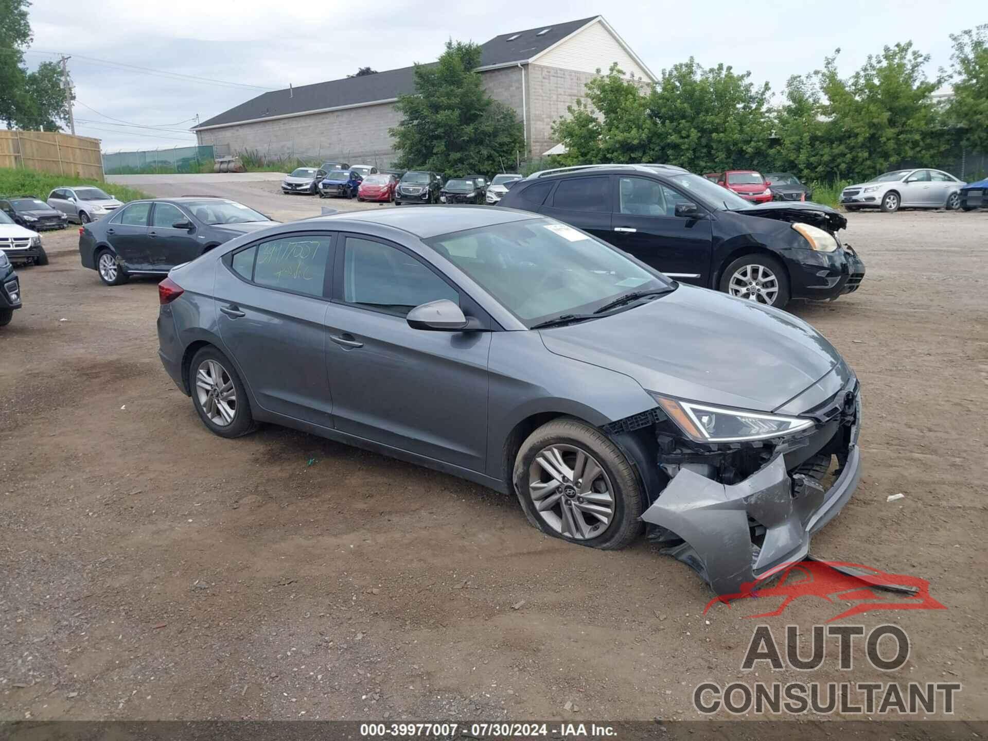 HYUNDAI ELANTRA 2019 - 5NPD84LF7KH458531