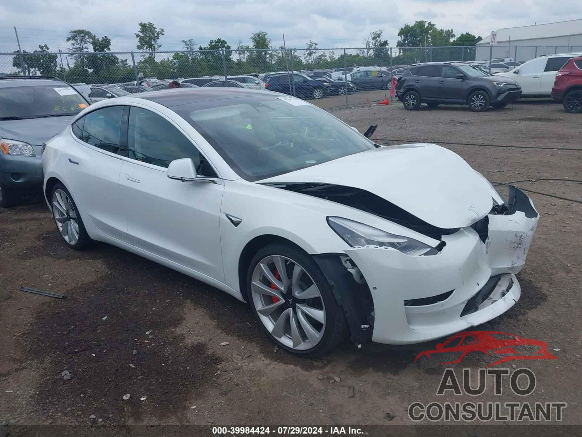 TESLA MODEL 3 2019 - 5YJ3E1EB2KF214037