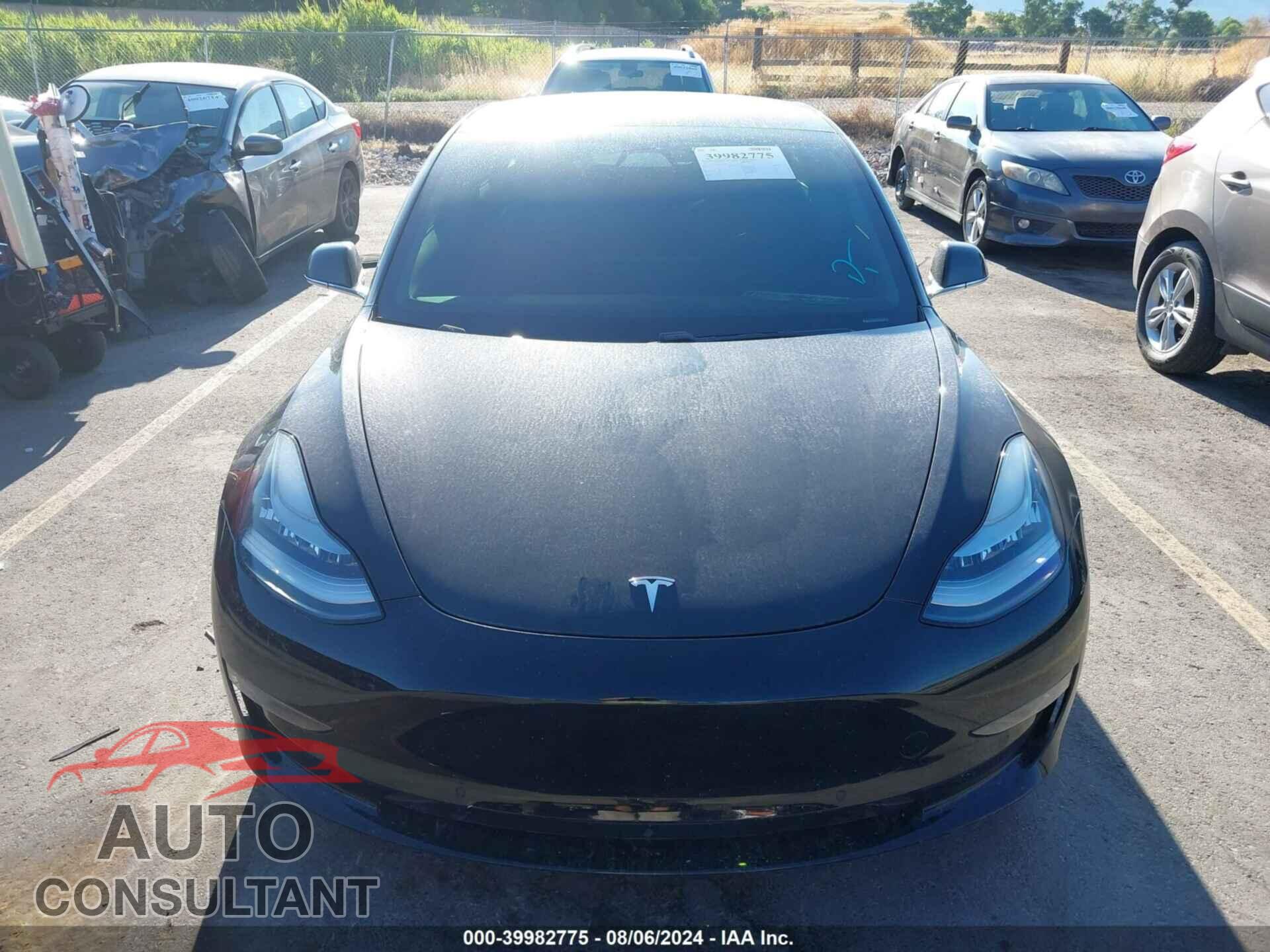 TESLA MODEL 3 2018 - 5YJ3E1EBXJF103296