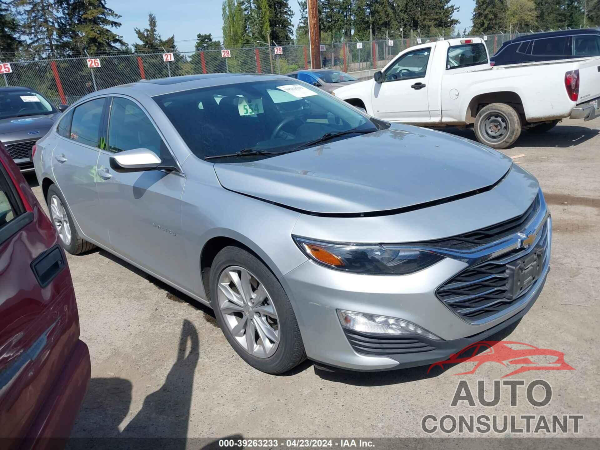 CHEVROLET MALIBU 2021 - 1G1ZD5ST1MF029244
