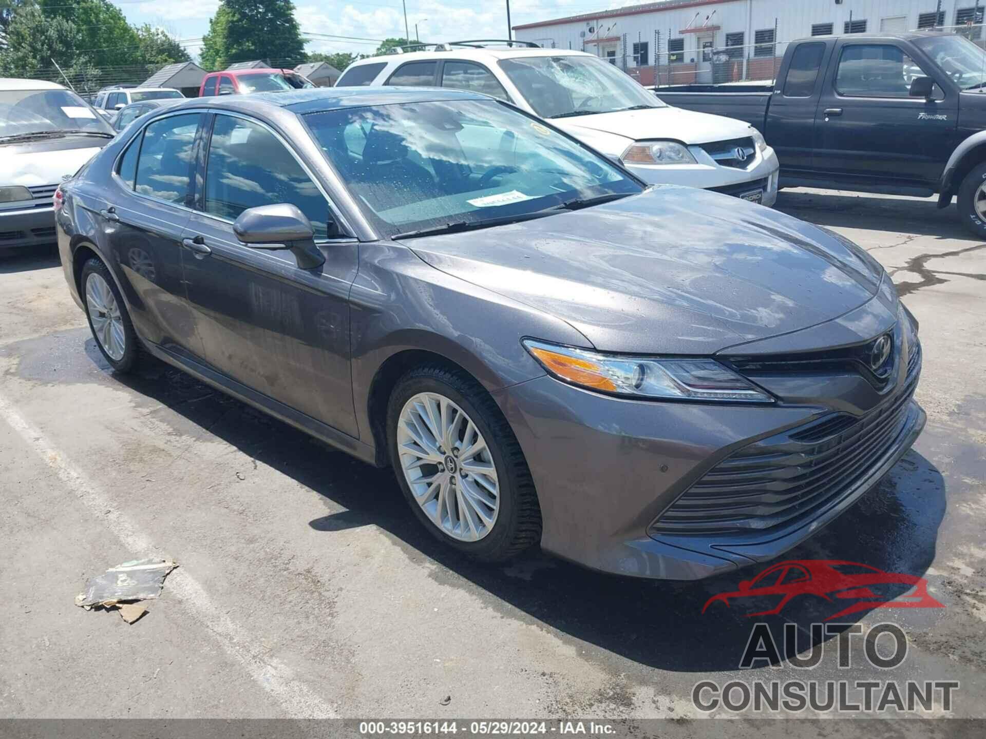 TOYOTA CAMRY 2018 - 4T1BZ1HK6JU019099