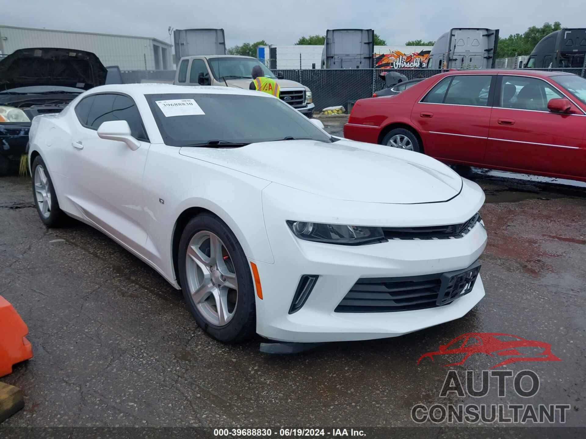 CHEVROLET CAMARO 2018 - 1G1FB1RS3J0179921