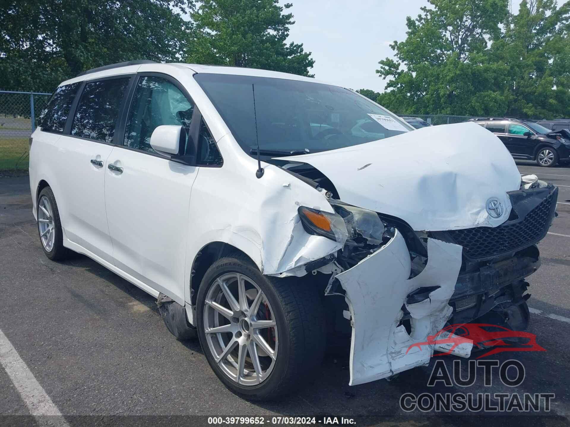 TOYOTA SIENNA 2013 - 5TDXK3DC2DS398328