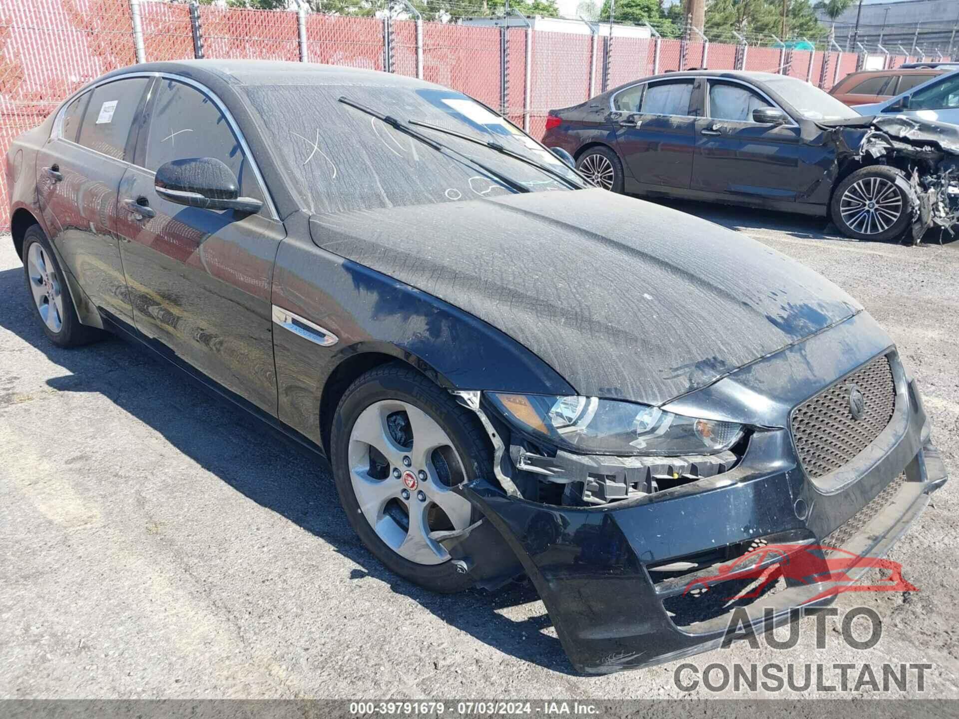 JAGUAR XE 2018 - SAJAR4FX7JCP27238