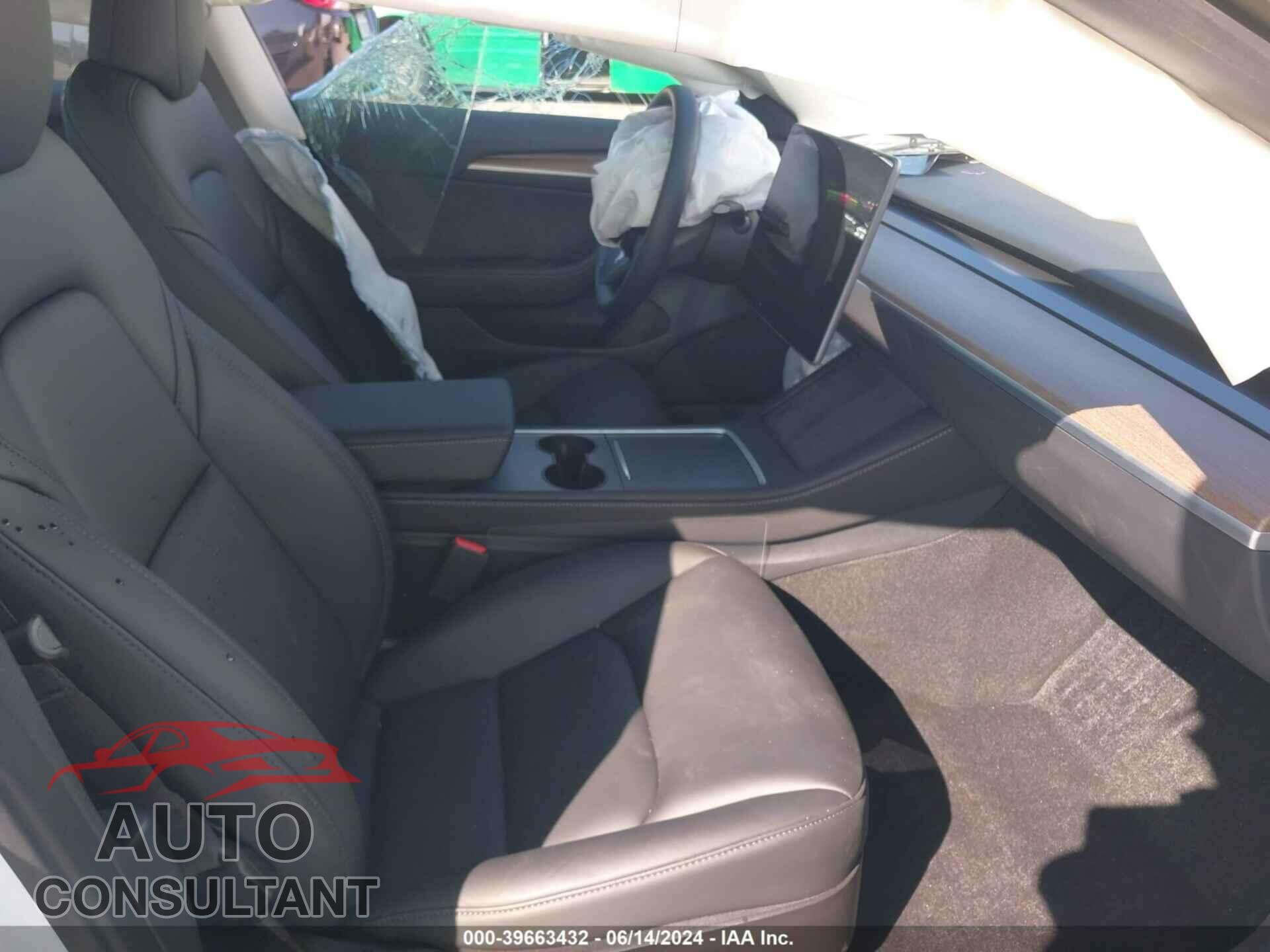 TESLA MODEL 3 2023 - 5YJ3E1EA0PF570923