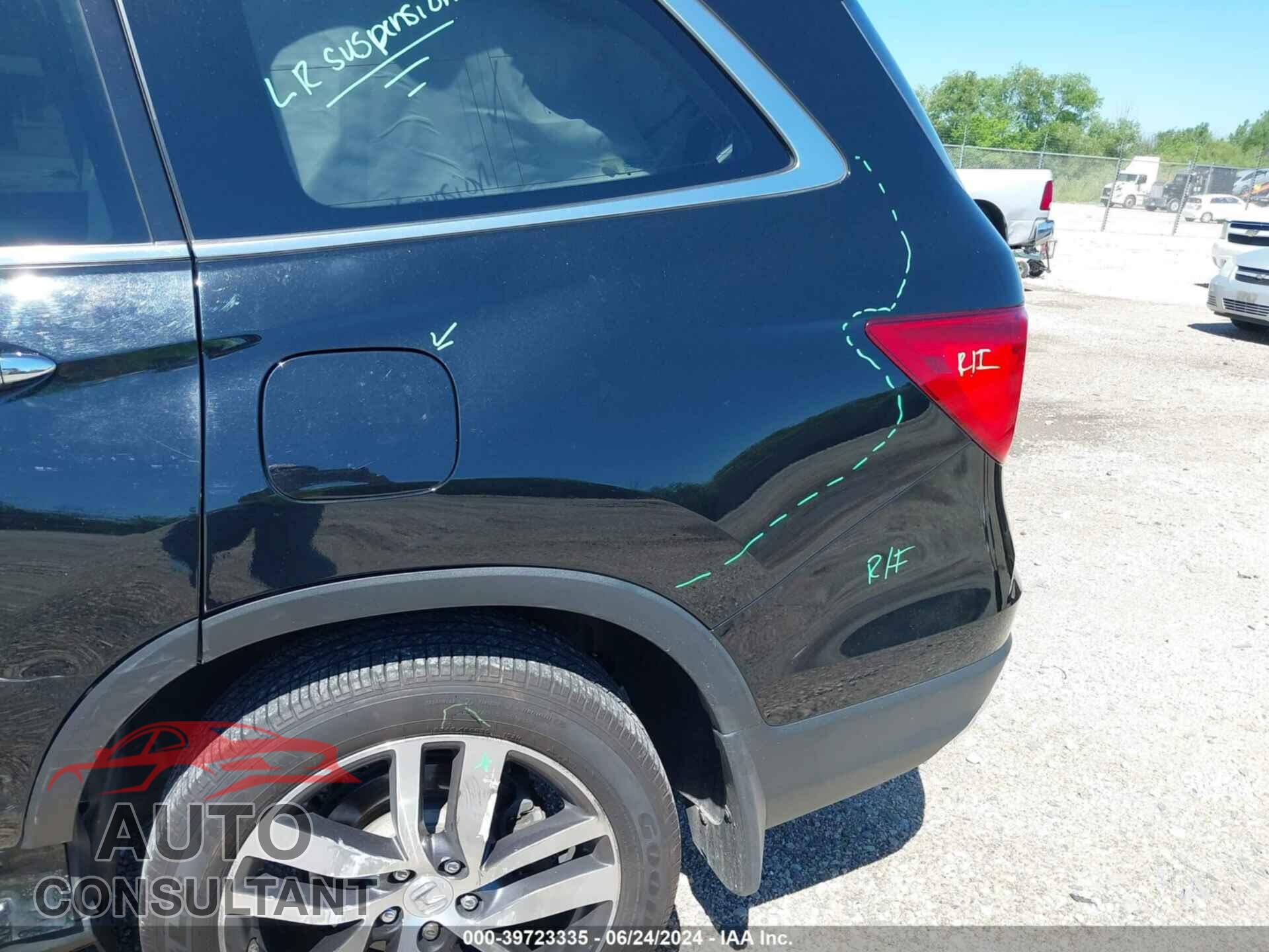 HONDA PILOT 2017 - 5FNYF6H06HB053162