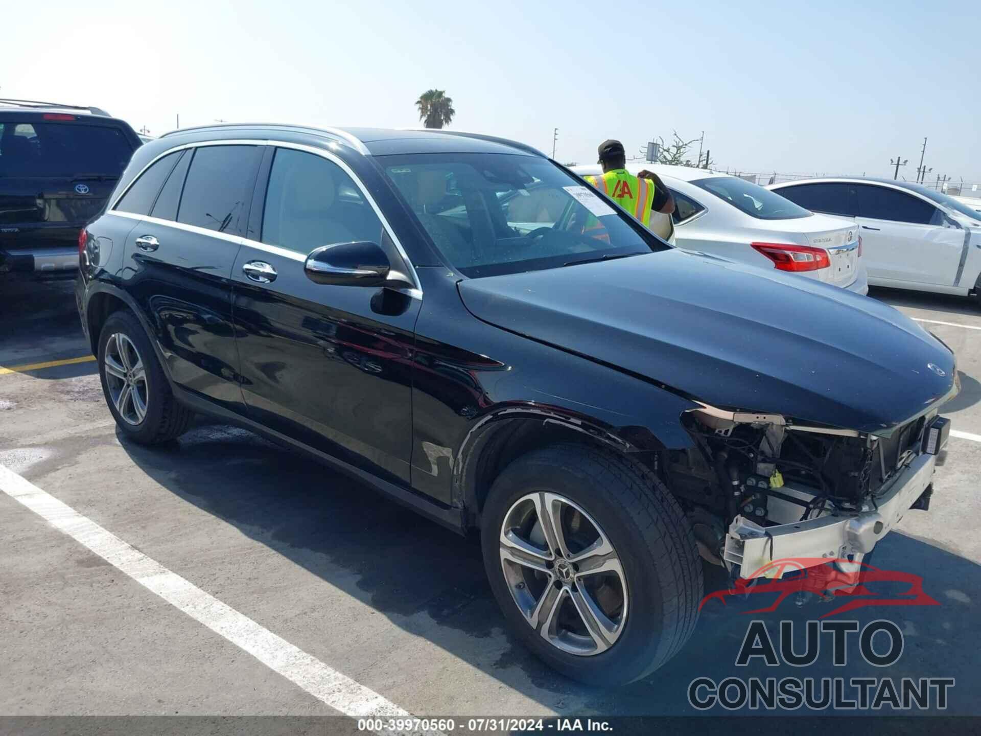 MERCEDES-BENZ GLC 300 2018 - WDC0G4KB2JV101461