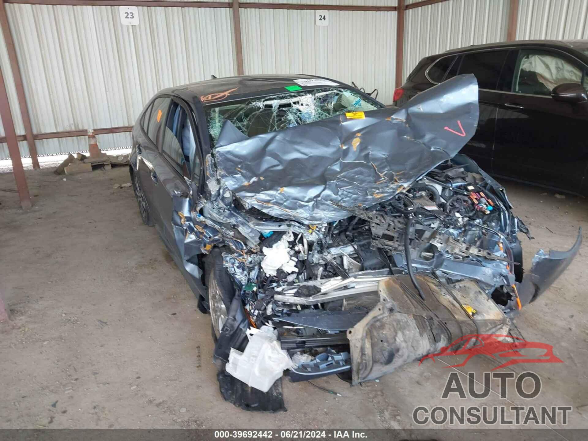 TOYOTA COROLLA 2022 - JTDEAMDE6N3002387