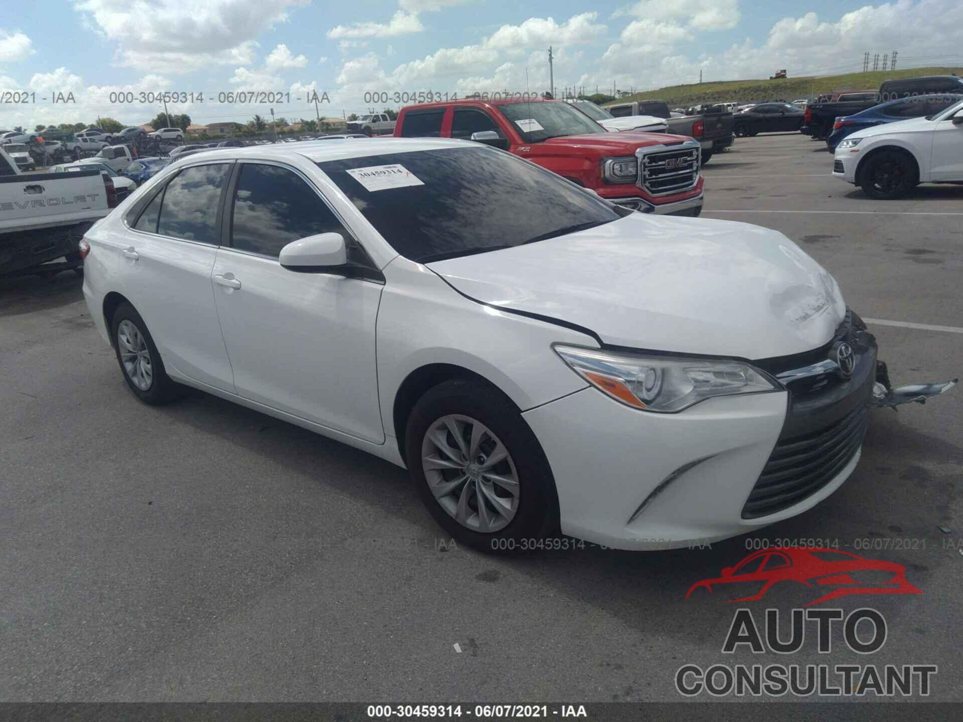 TOYOTA CAMRY 2016 - 4T1BF1FK3GU121898