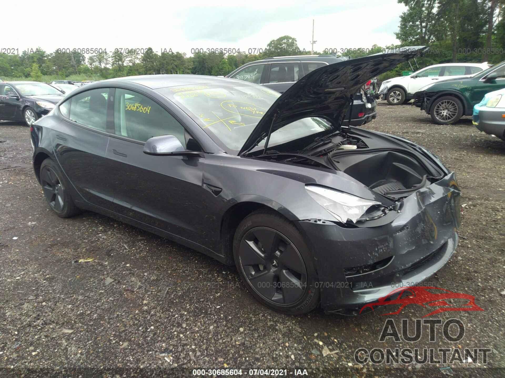 TESLA MODEL 3 2021 - 5YJ3E1EA5MF976708