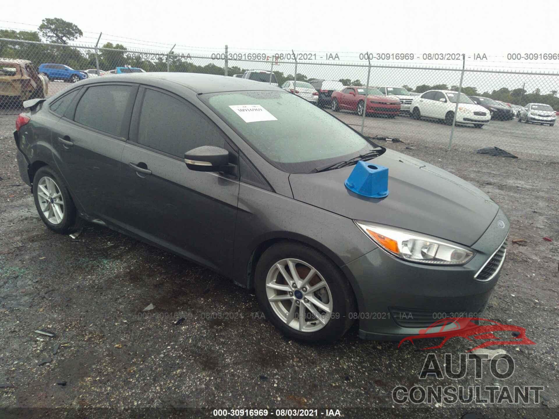 FORD FOCUS 2017 - 1FADP3F28HL327446