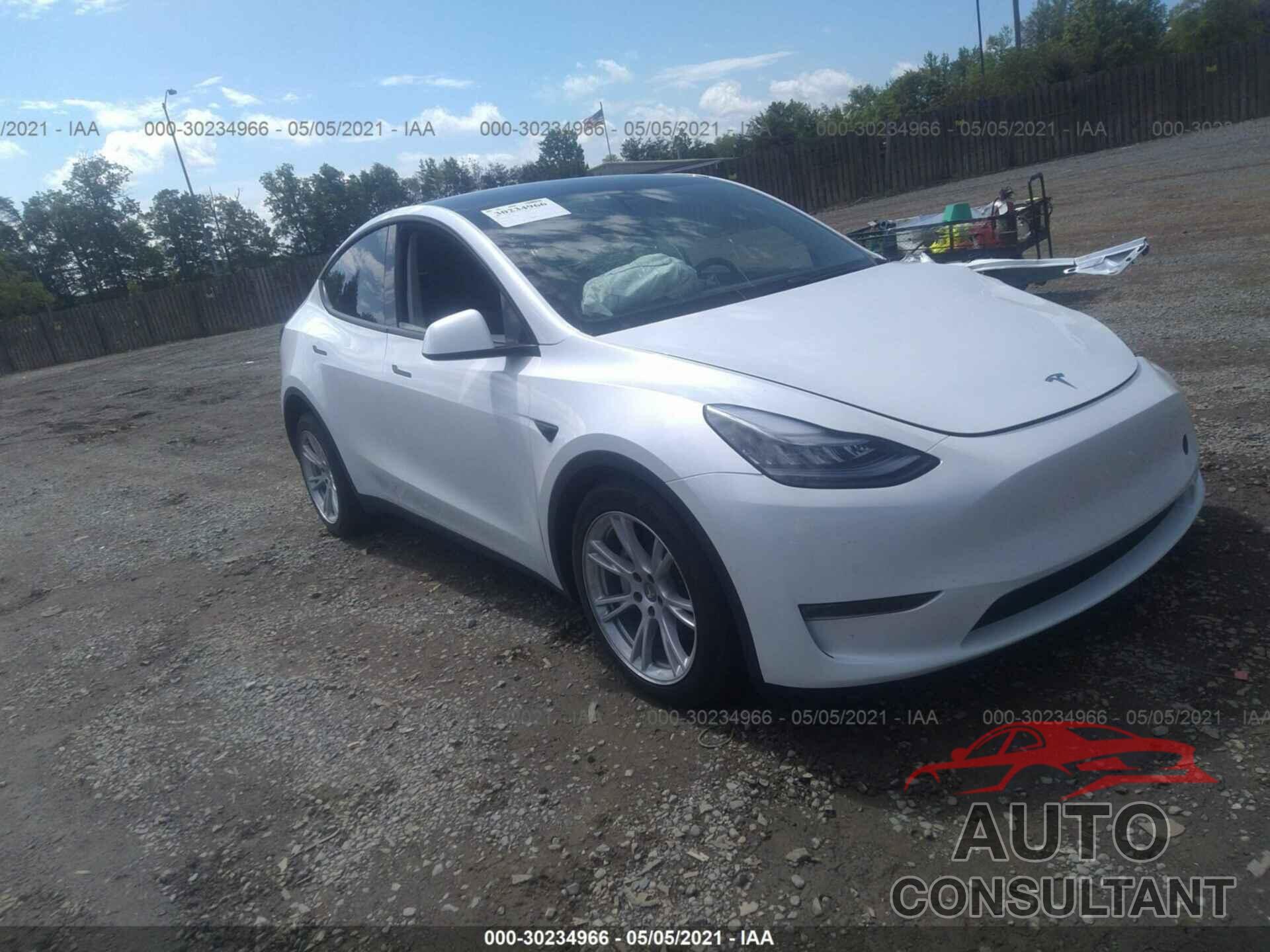TESLA MODEL Y 2020 - 5YJYGDEE3LF032201