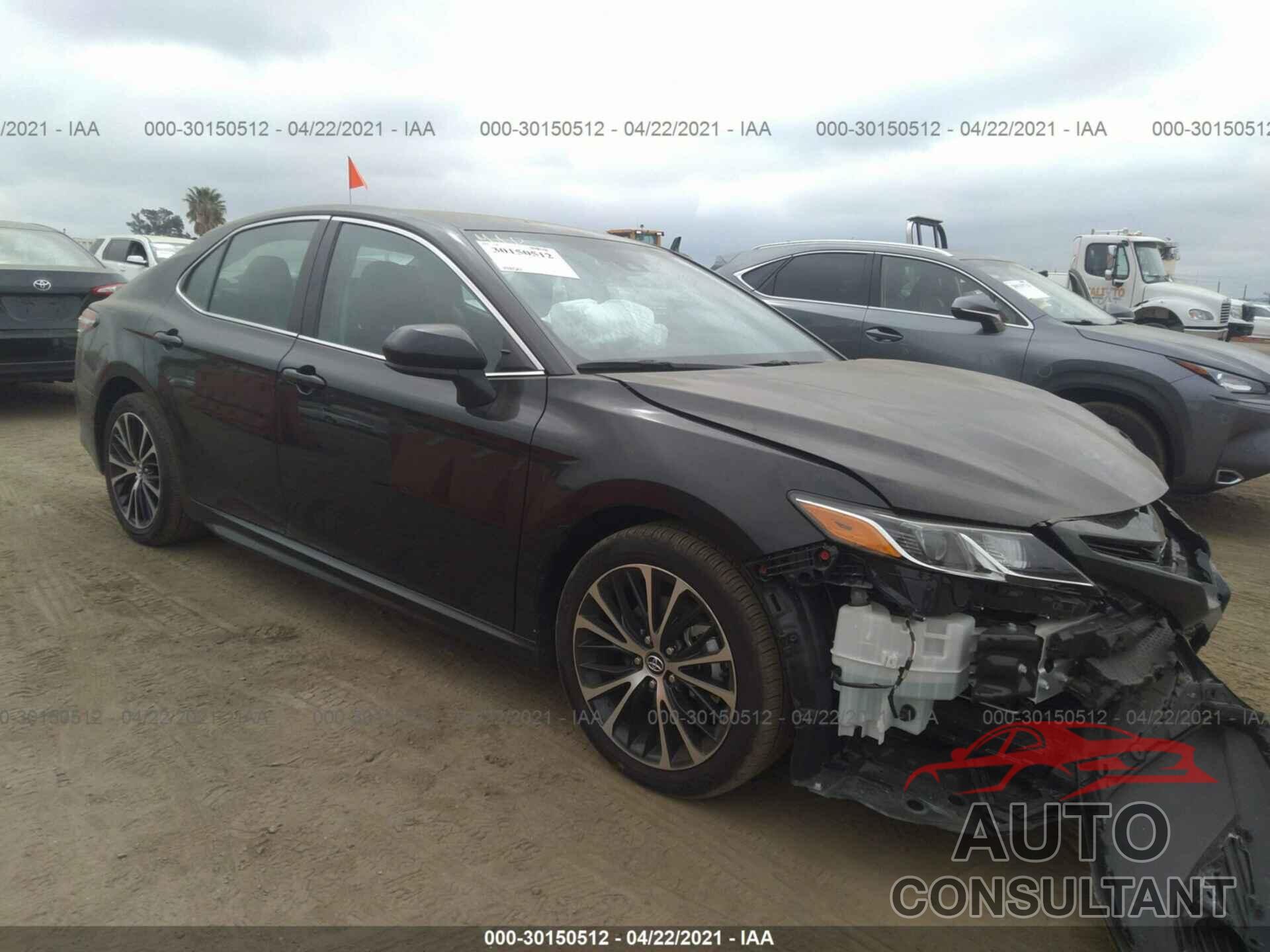 TOYOTA CAMRY 2020 - 4T1G11AK7LU942850