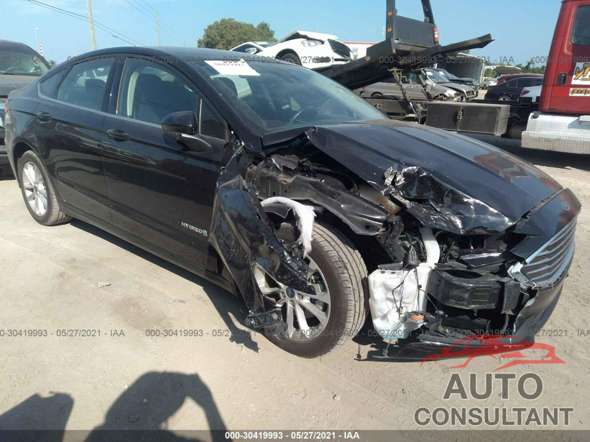 FORD FUSION HYBRID 2019 - 3FA6P0LU9KR109277