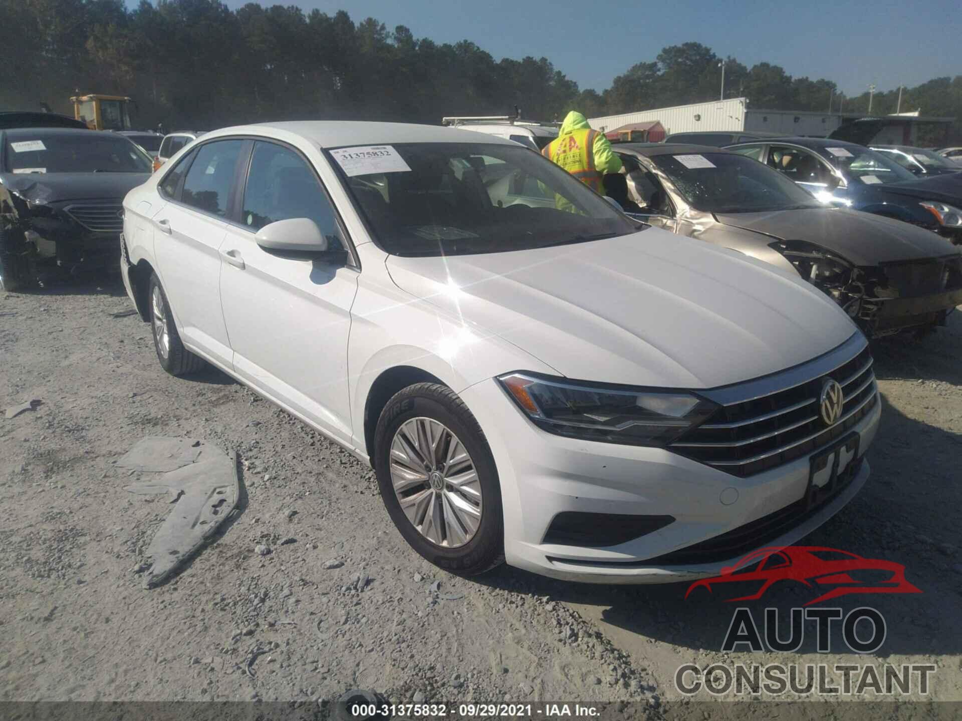 VOLKSWAGEN JETTA 2019 - 3VWCB7BU2KM130391