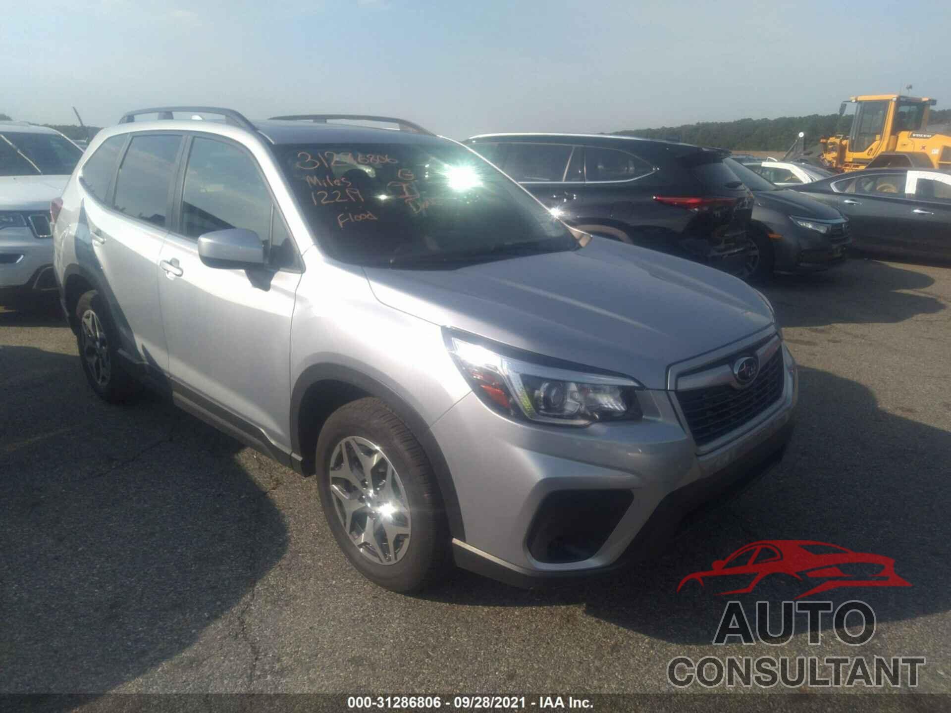 SUBARU FORESTER 2019 - JF2SKAGC3KH556477