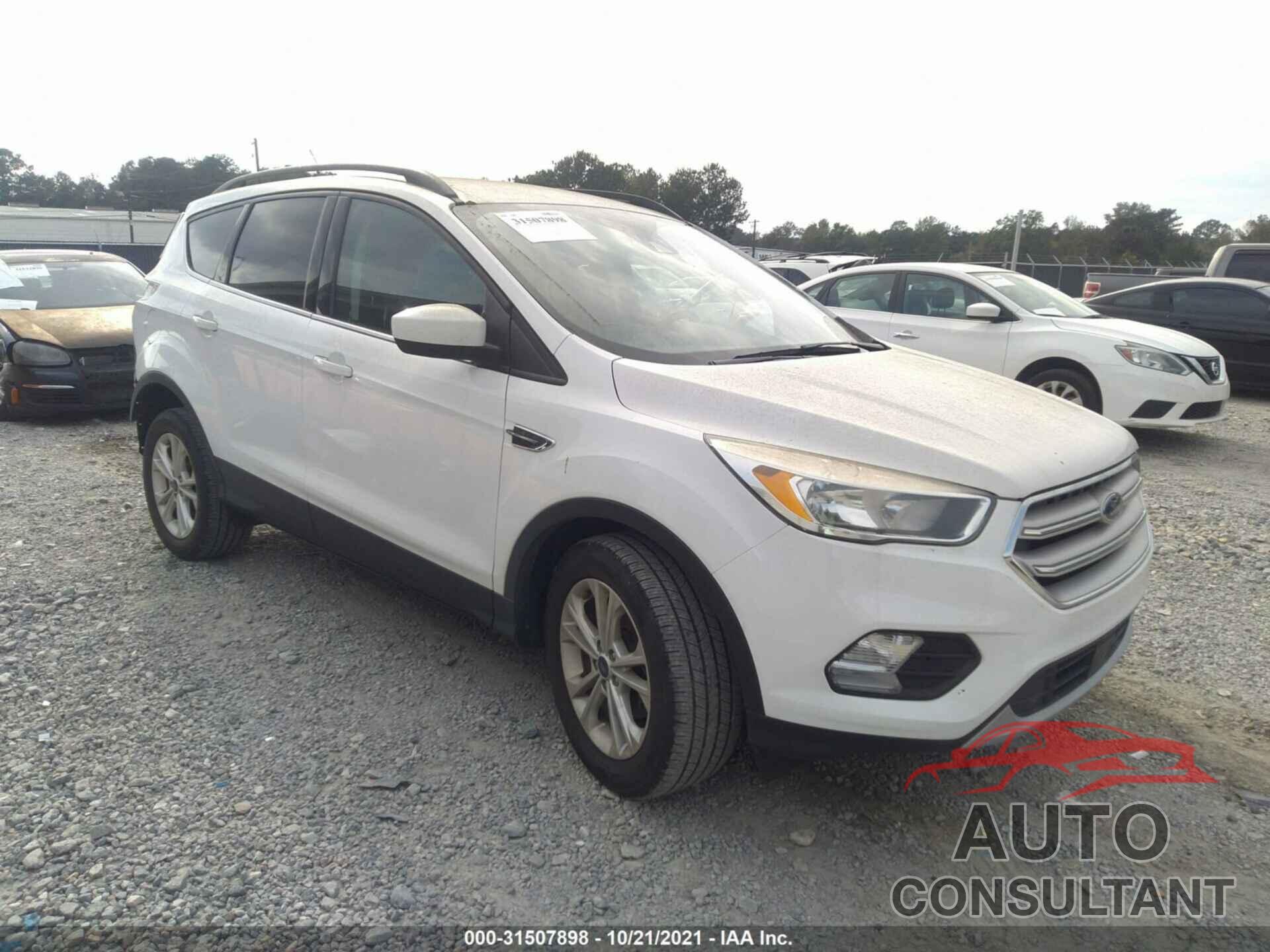 FORD ESCAPE 2018 - 1FMCU0GD0JUA75877