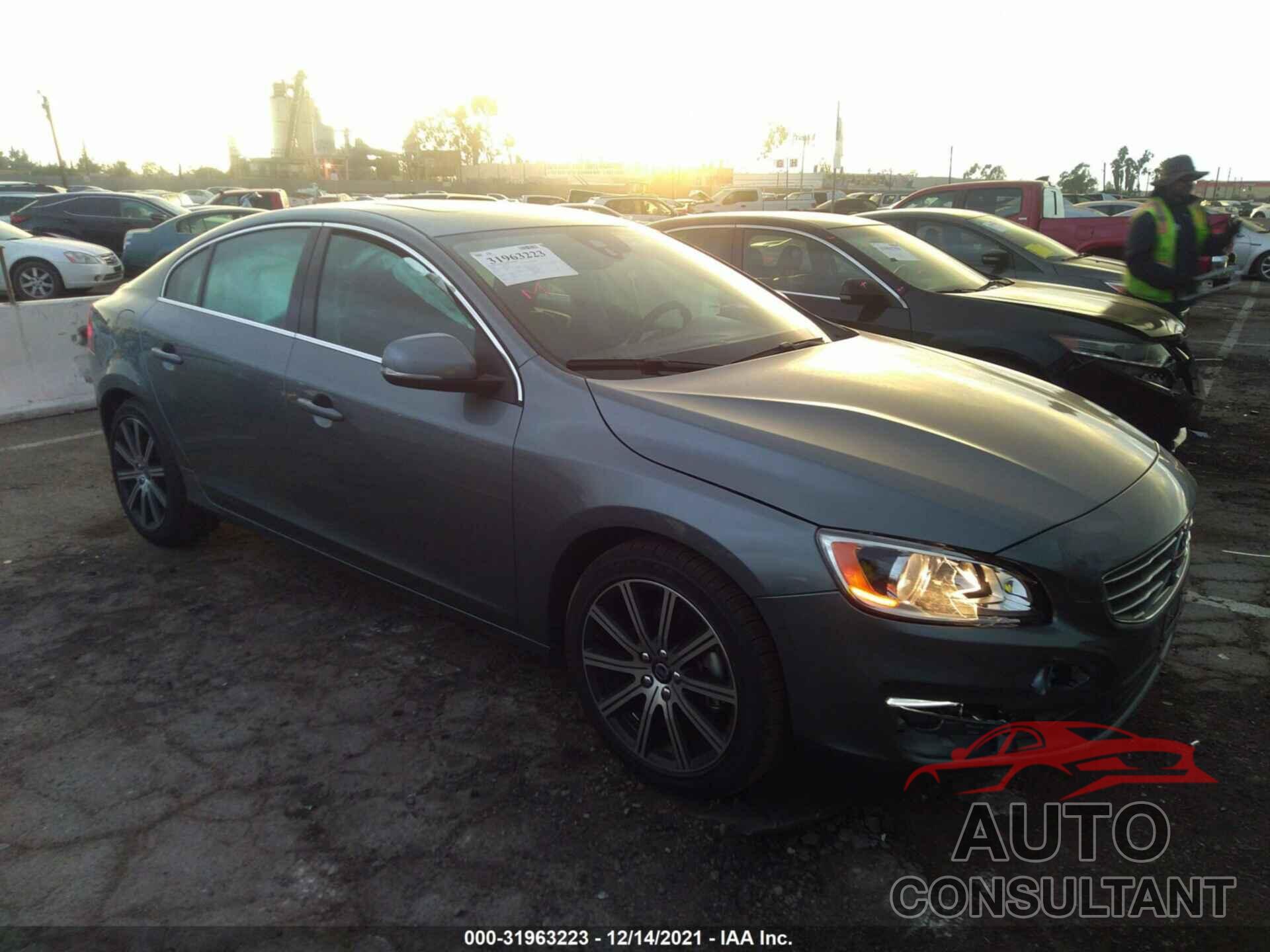 VOLVO S60 INSCRIPTION 2016 - LYV402FK2GB092182