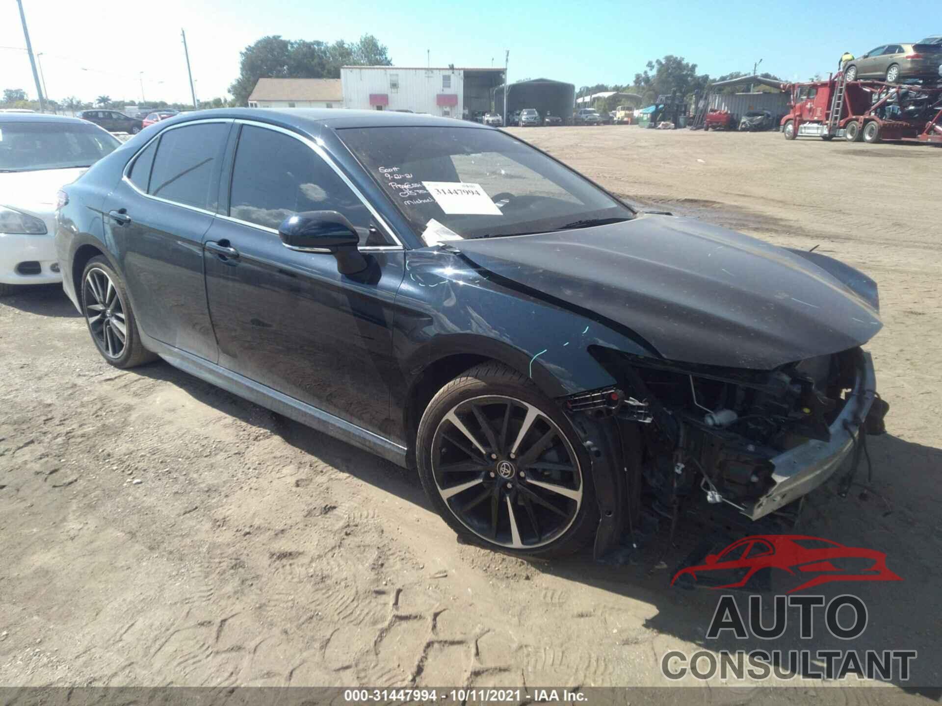 TOYOTA CAMRY 2018 - 4T1B61HK6JU608193