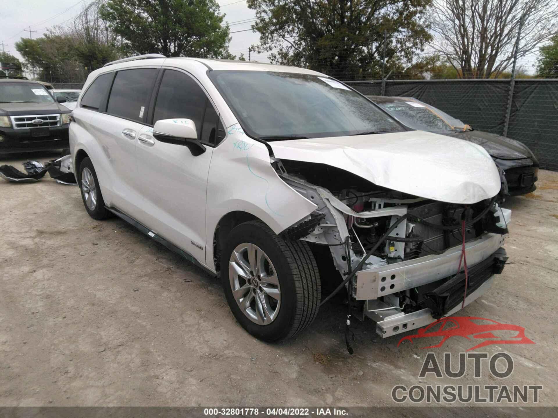 TOYOTA SIENNA 2021 - 5TDZSKFC8MS033250