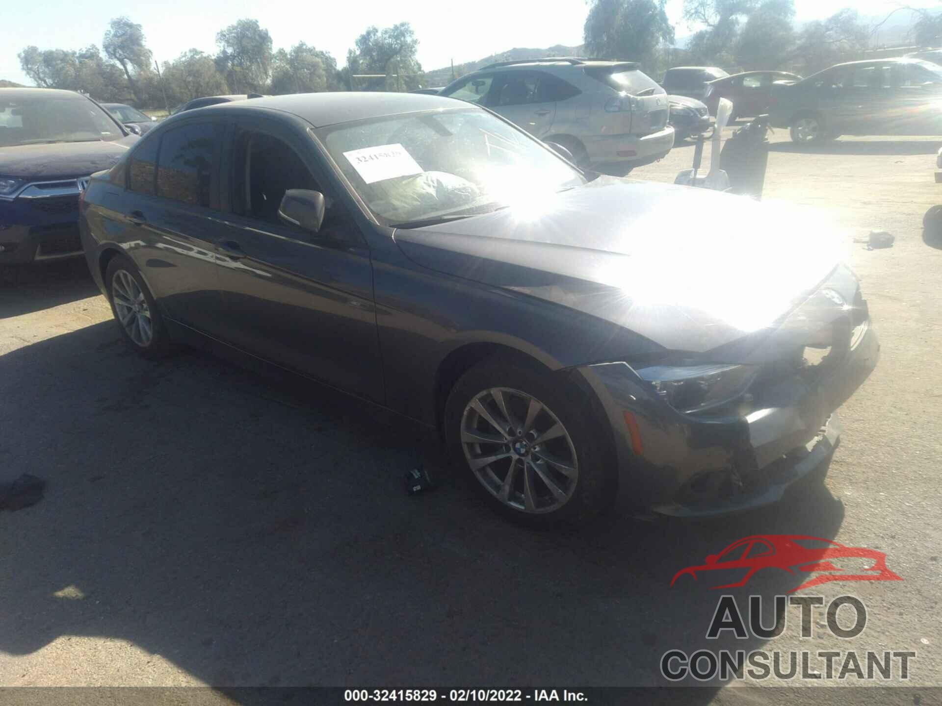 BMW 3 SERIES 2016 - WBA8E1G50GNT34485
