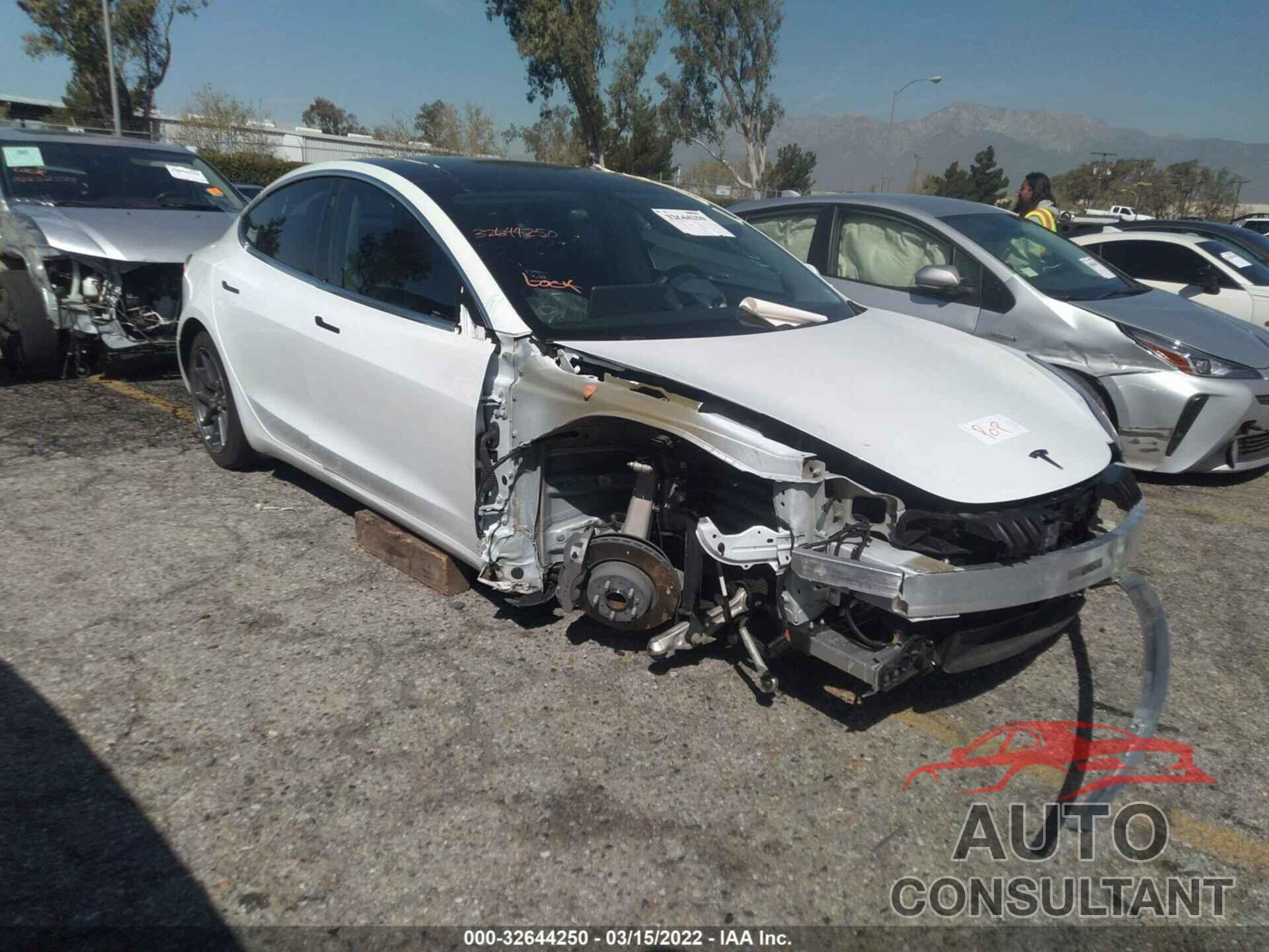 TESLA MODEL 3 2019 - 5YJ3E1EA7KF411938
