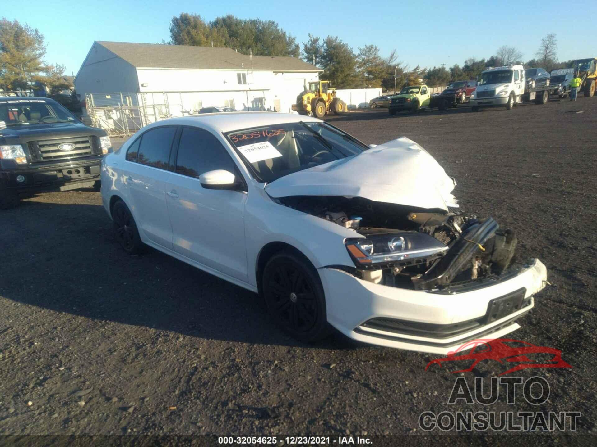 VOLKSWAGEN JETTA 2017 - 3VW2B7AJ0HM338927