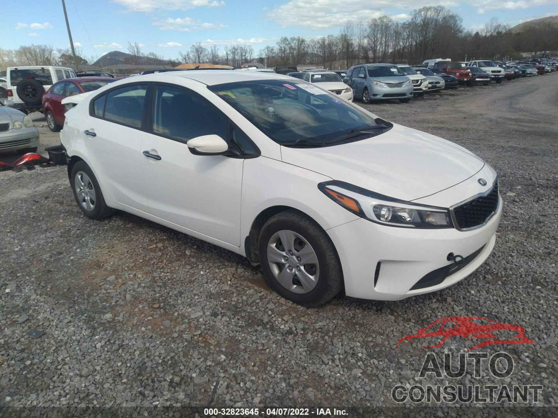 KIA FORTE 2018 - 3KPFK4A73JE229384