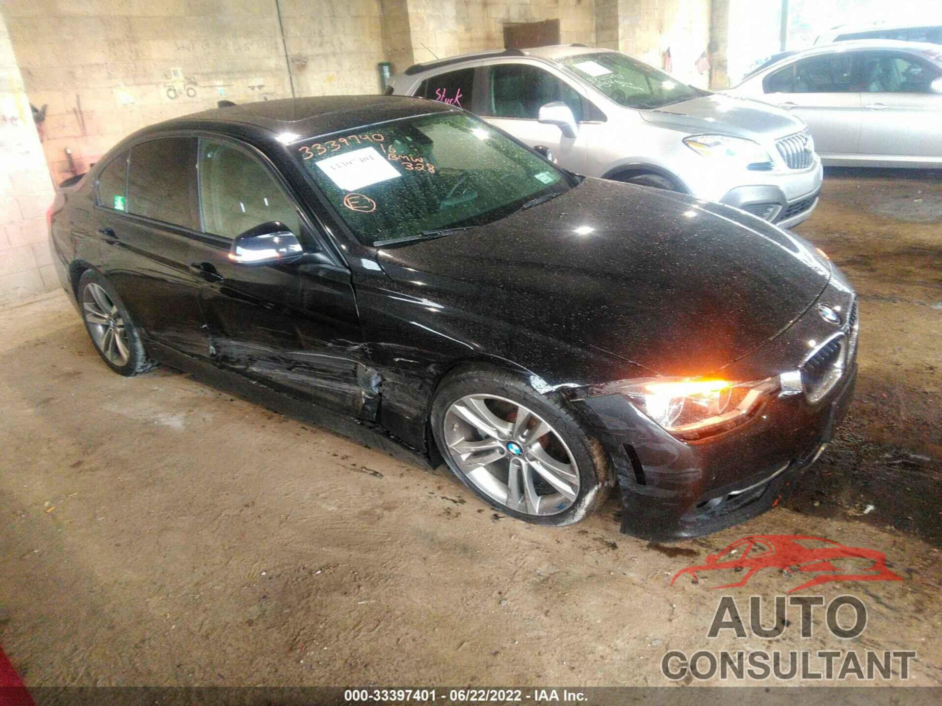 BMW 3 SERIES 2016 - WBA8E9G58GNU28564