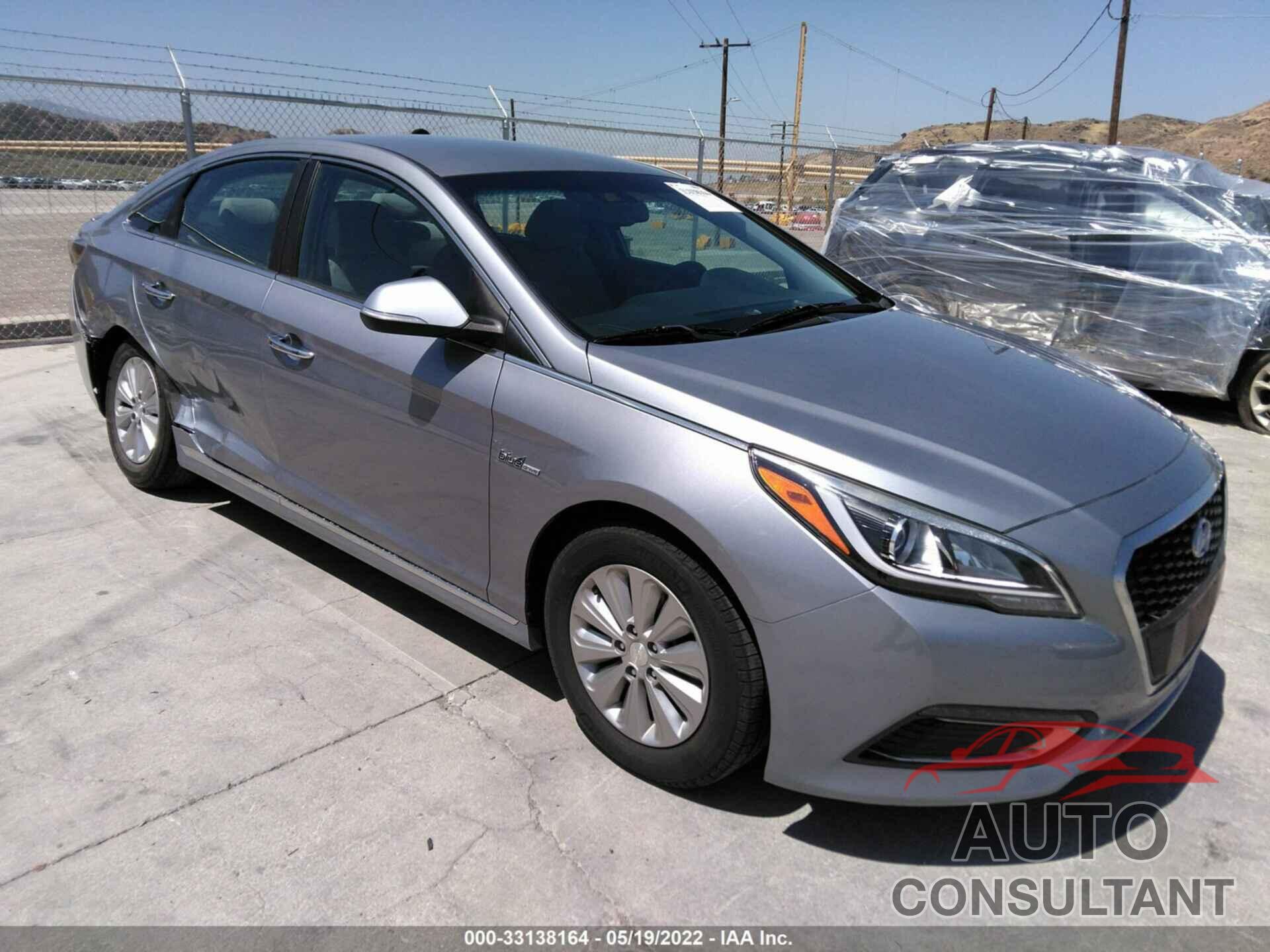 HYUNDAI SONATA HYBRID 2016 - KMHE24L14GA013992