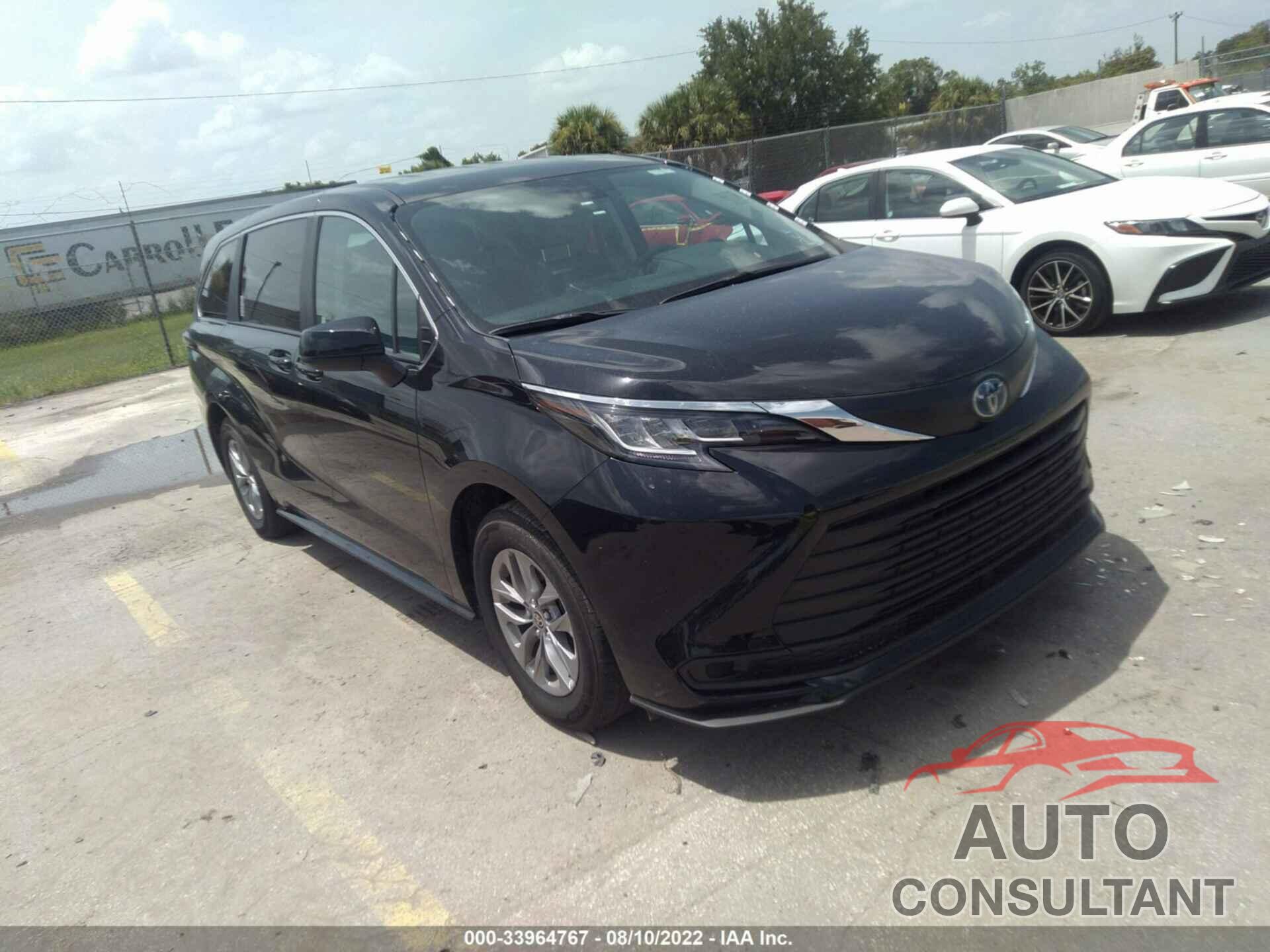 TOYOTA SIENNA 2022 - 5TDKRKEC7NS101862