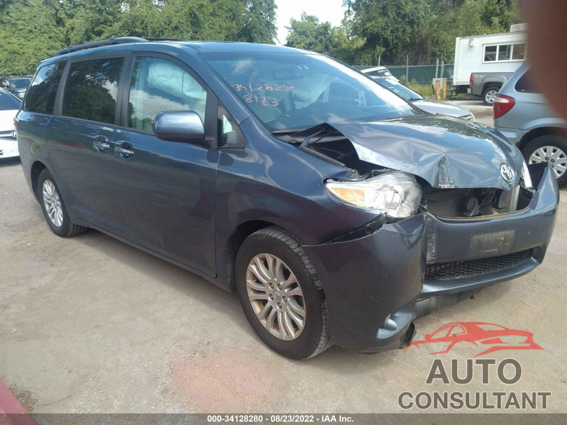 TOYOTA SIENNA 2017 - 5TDYZ3DC6HS832644