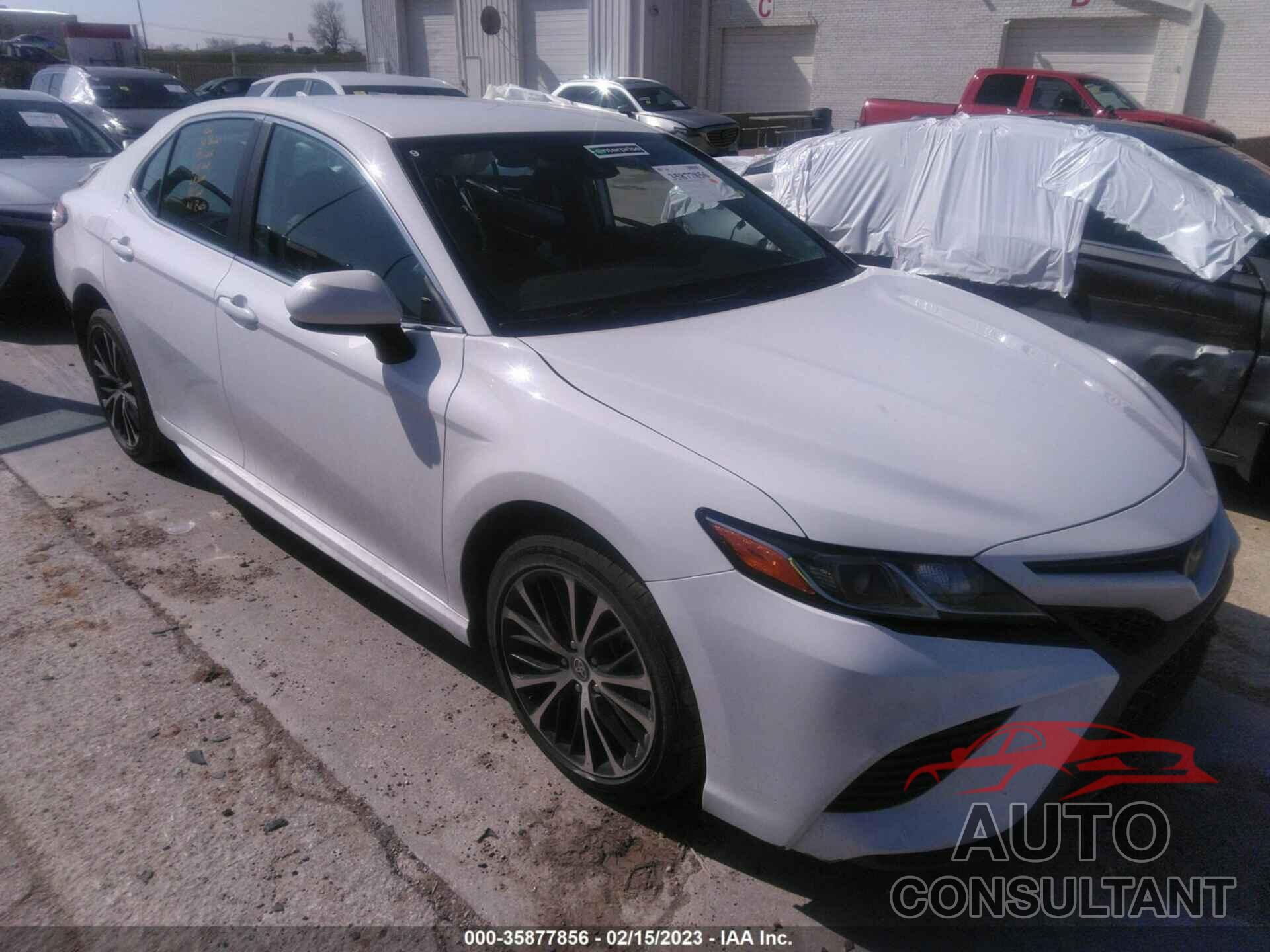 TOYOTA CAMRY 2020 - 4T1G11AK0LU947937