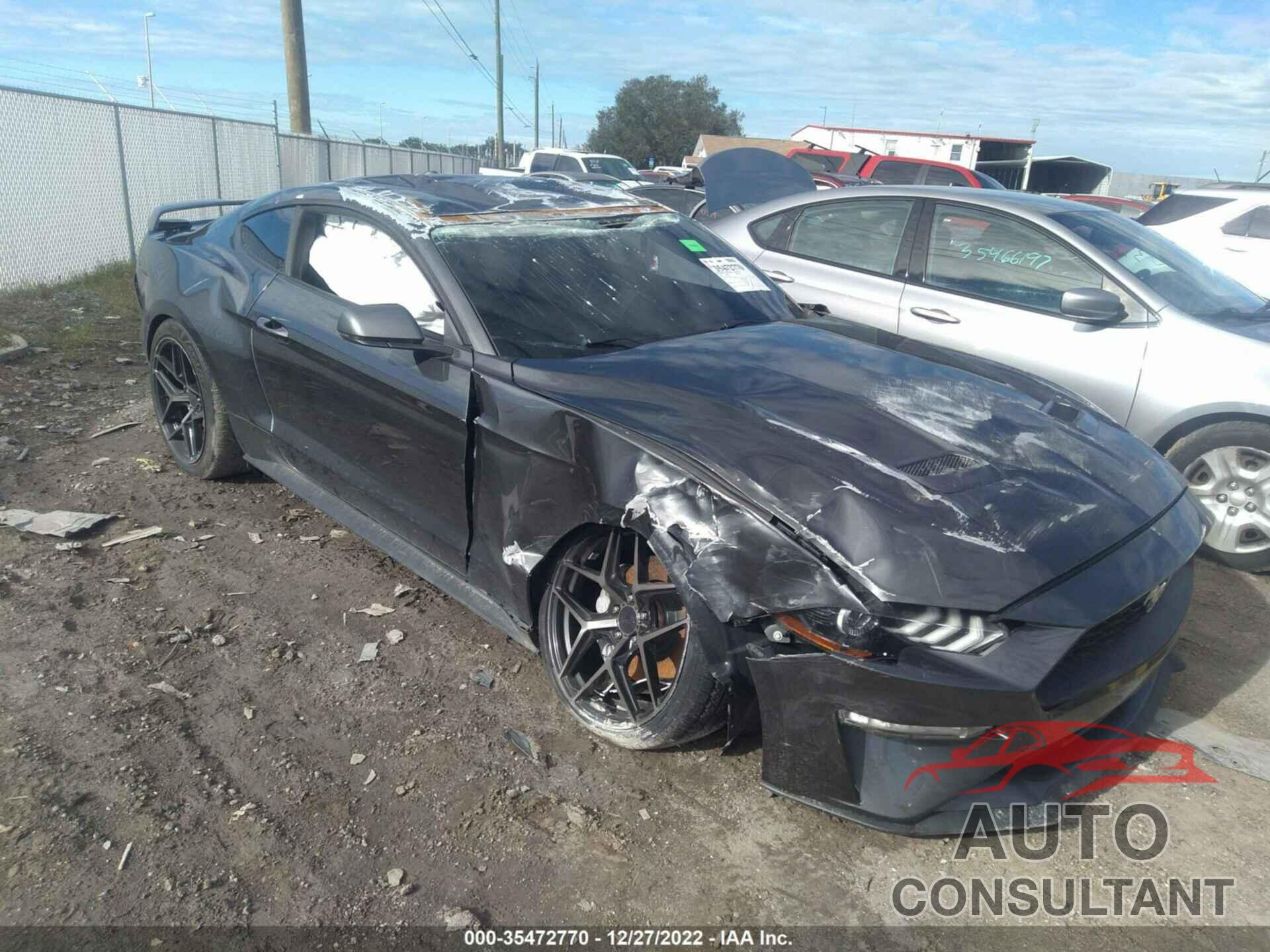 FORD MUSTANG 2018 - 1FA6P8TH1J5183411