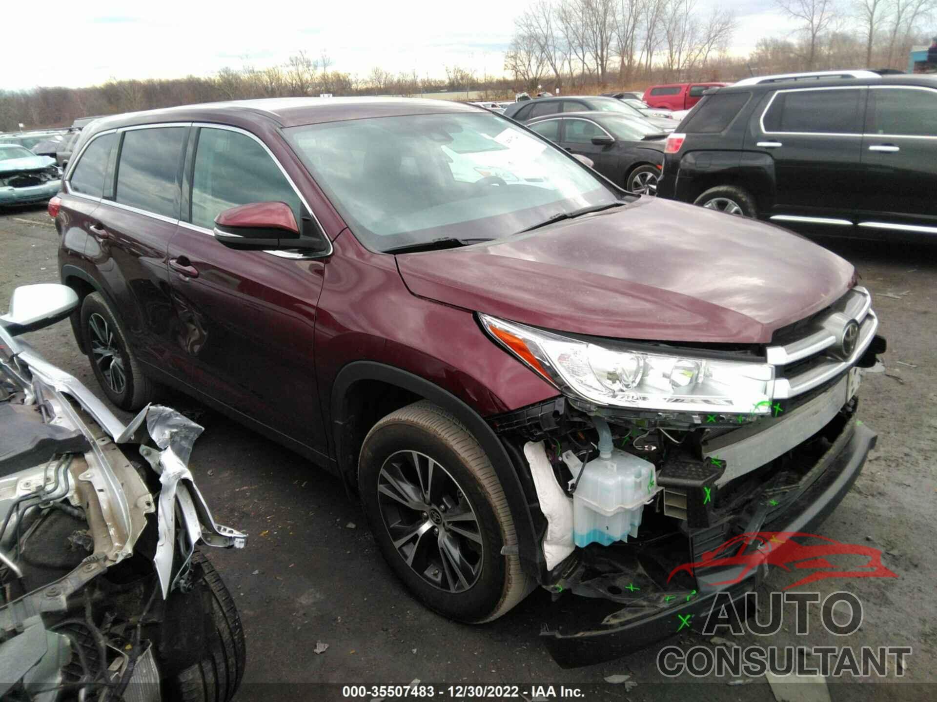 TOYOTA HIGHLANDER 2019 - 5TDBZRFH8KS747801