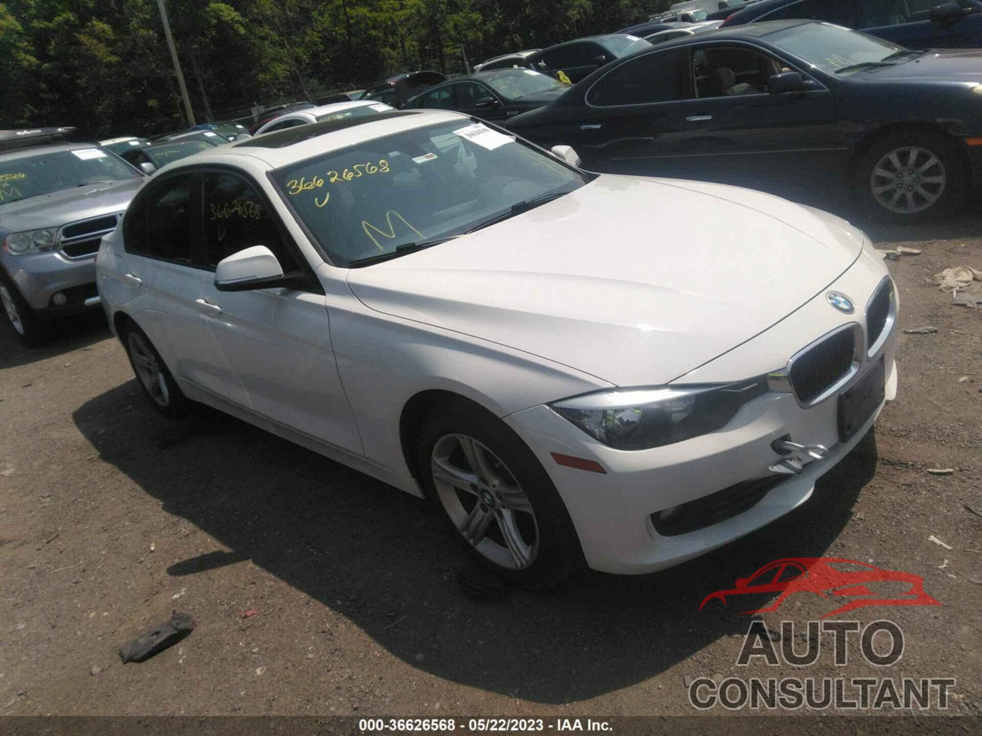 BMW 3 SERIES 2013 - WBA3B5G54DNS04800