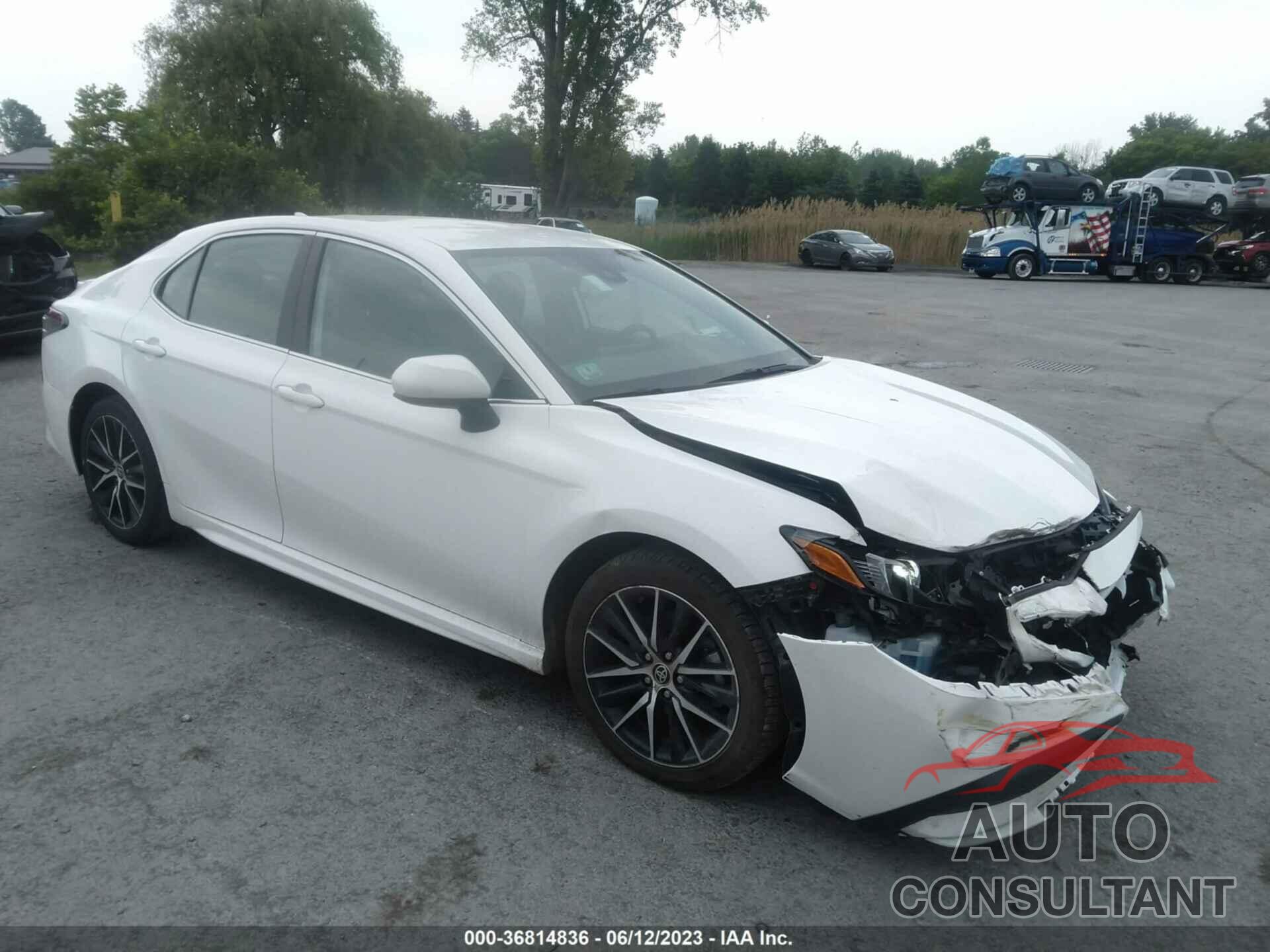 TOYOTA CAMRY 2021 - 4T1G11AK2MU593954